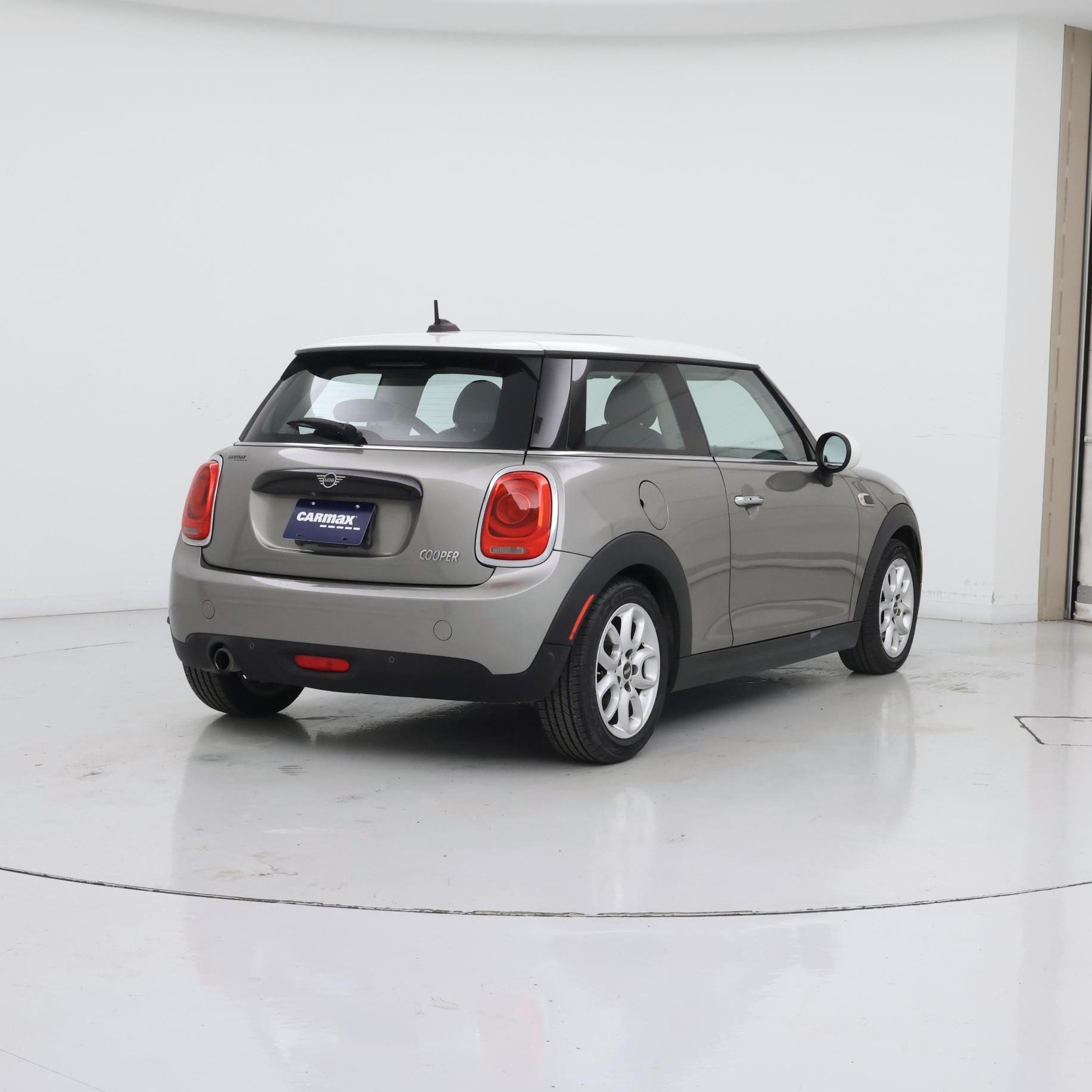 Thumbnail: 2019 MINI Cooper Hardtop - 8