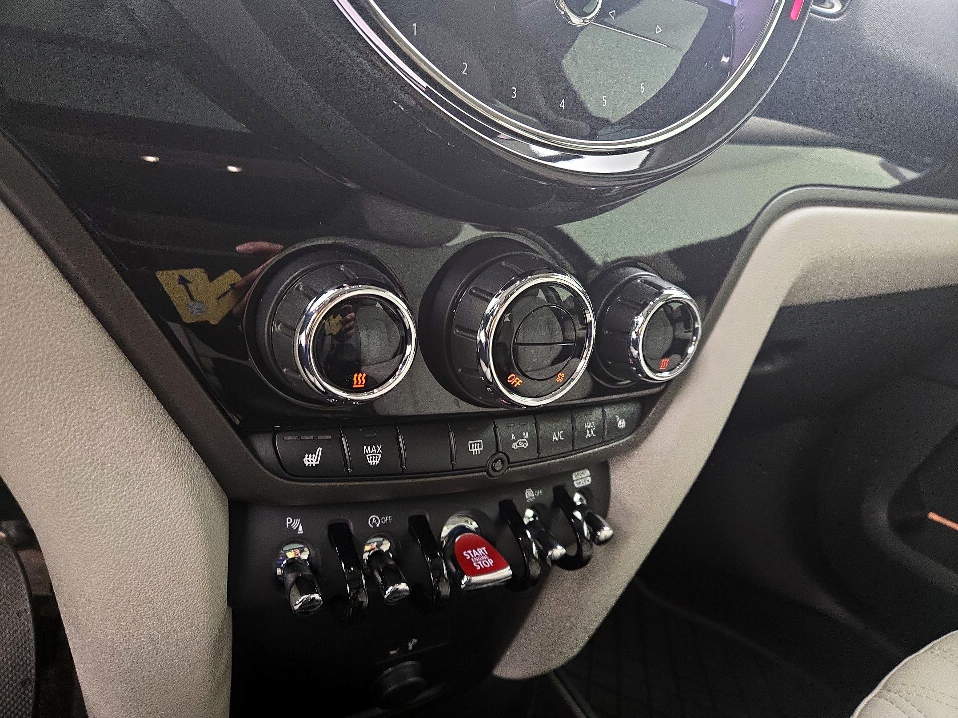 Thumbnail: 2024 MINI Cooper Countryman - 16