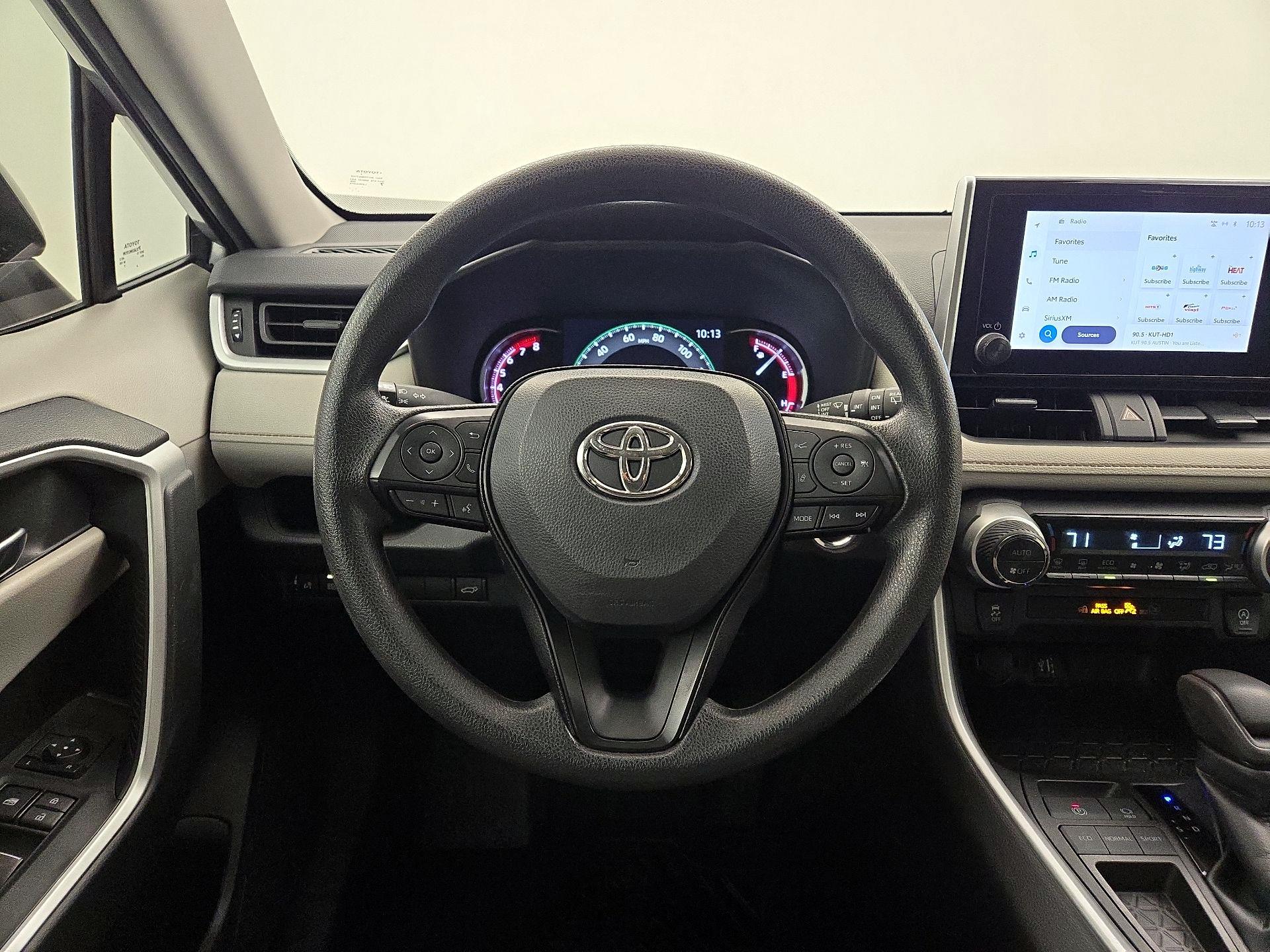 Thumbnail: 2023 Toyota RAV4 - 10