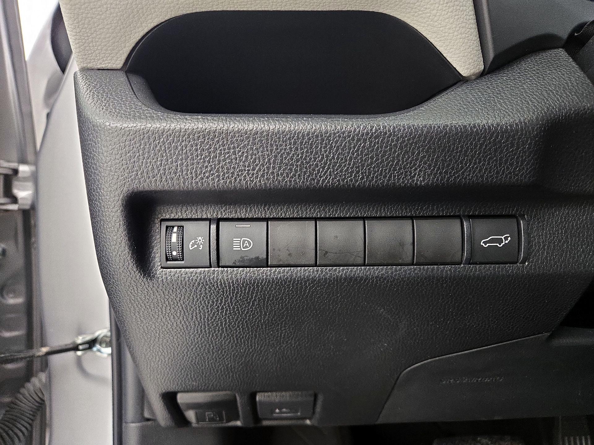 Thumbnail: 2023 Toyota RAV4 - 13