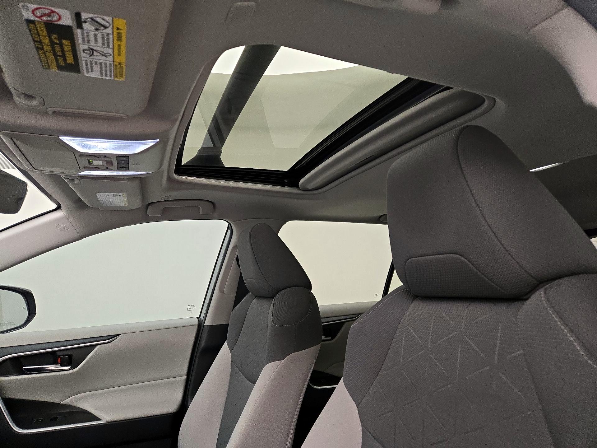 Thumbnail: 2023 Toyota RAV4 - 19