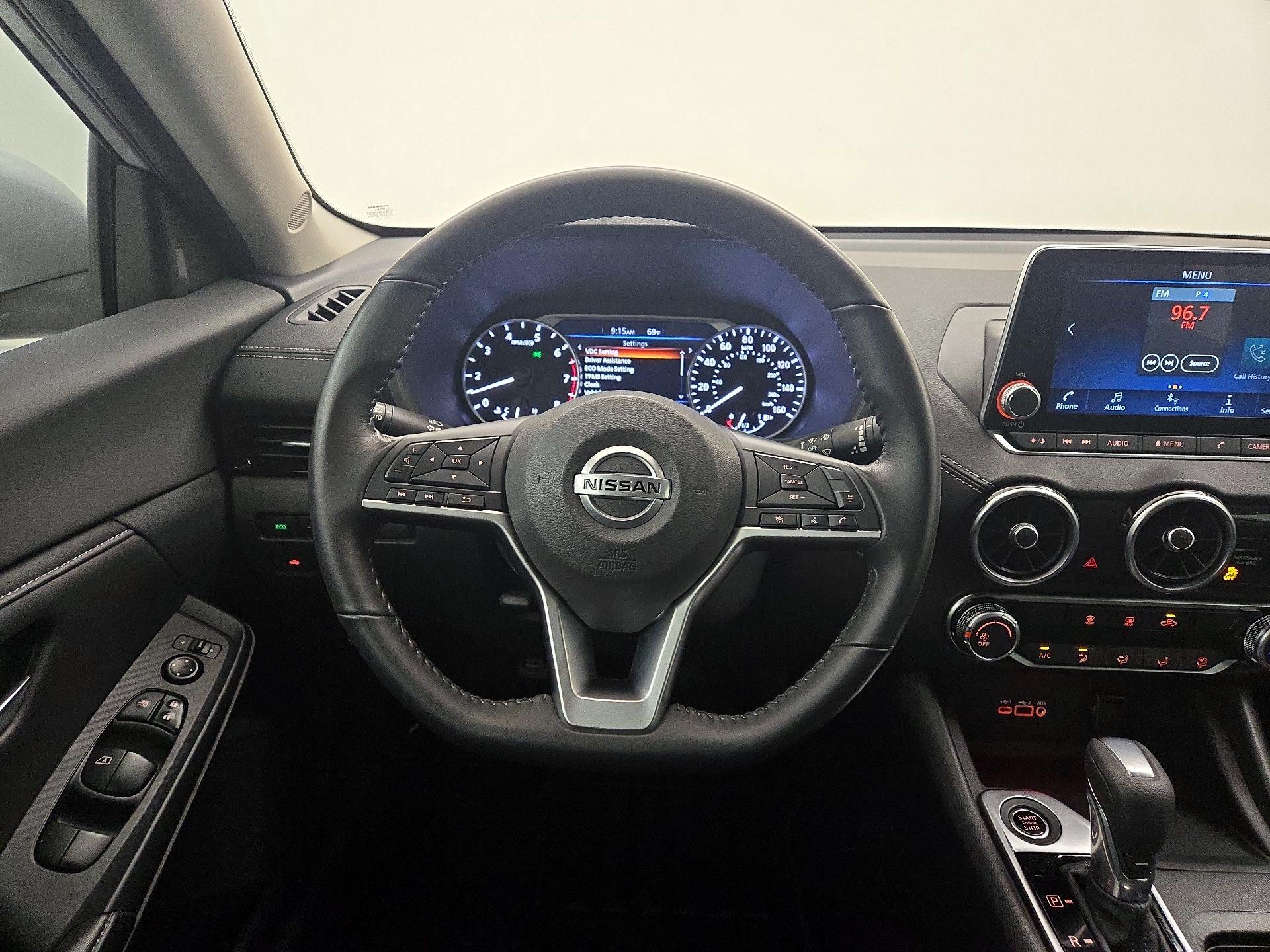 Thumbnail: 2022 Nissan Sentra - 10