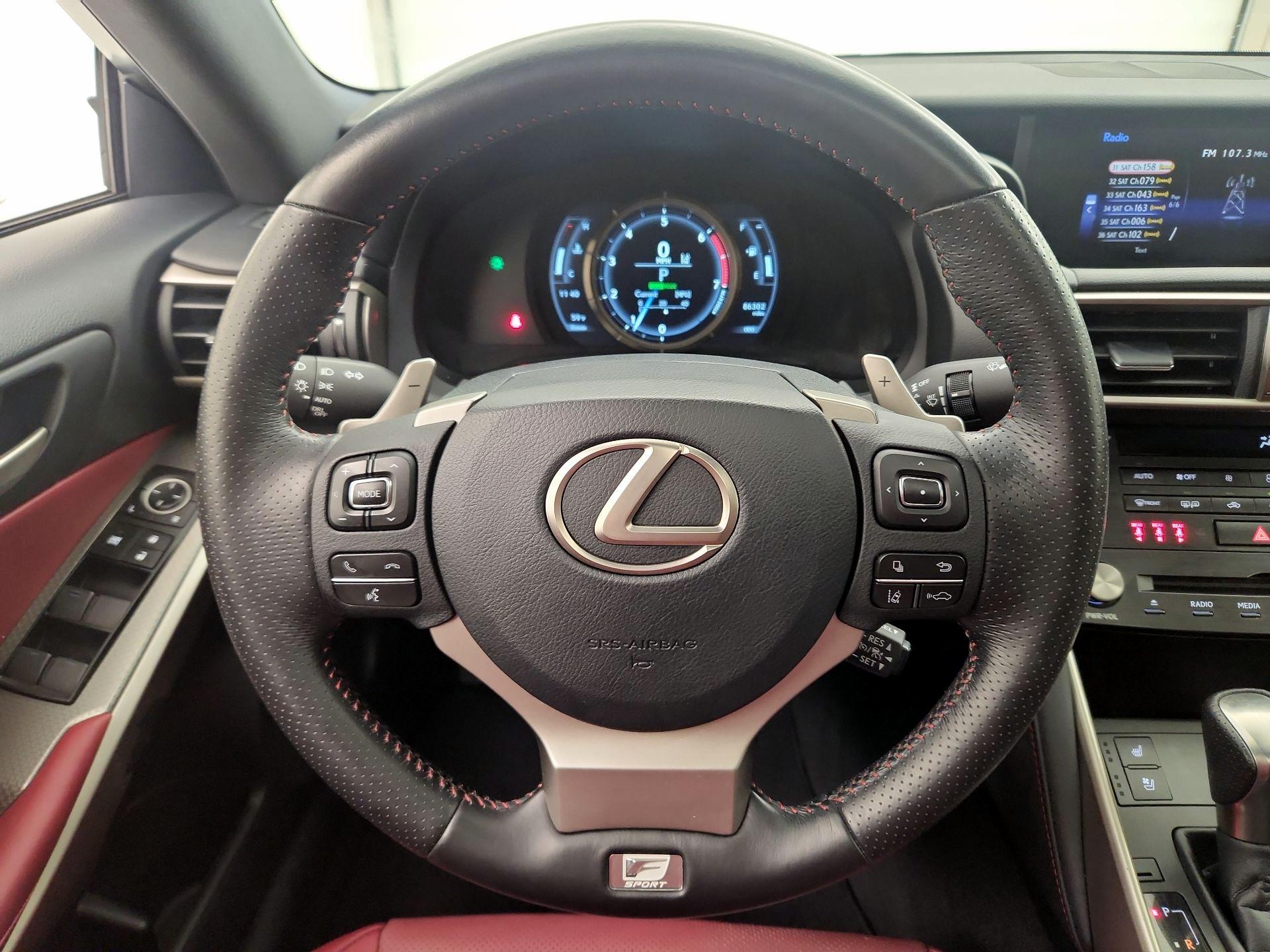 Thumbnail: 2017 Lexus IS - 10