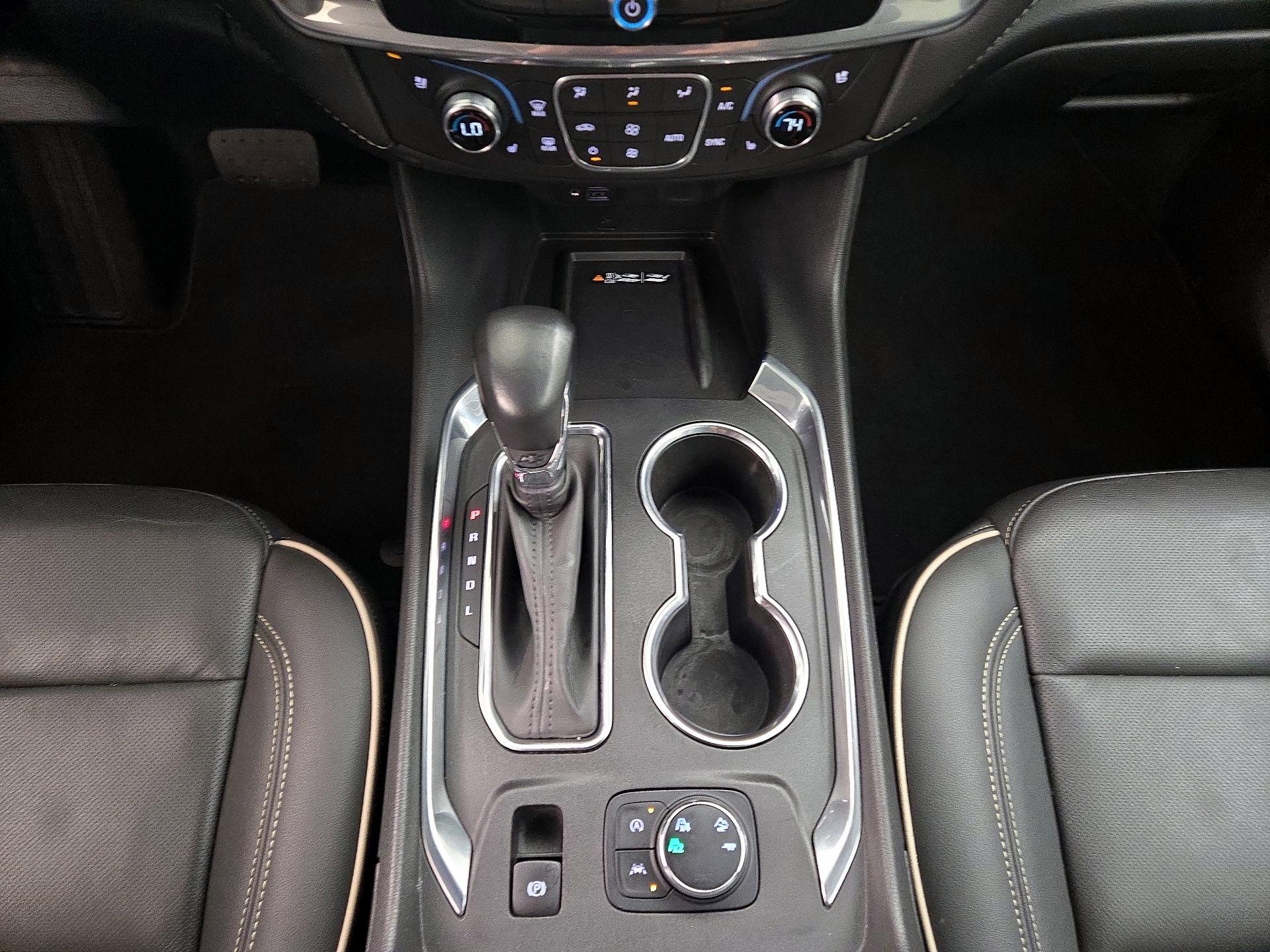 Thumbnail: 2022 Chevrolet Traverse - 17