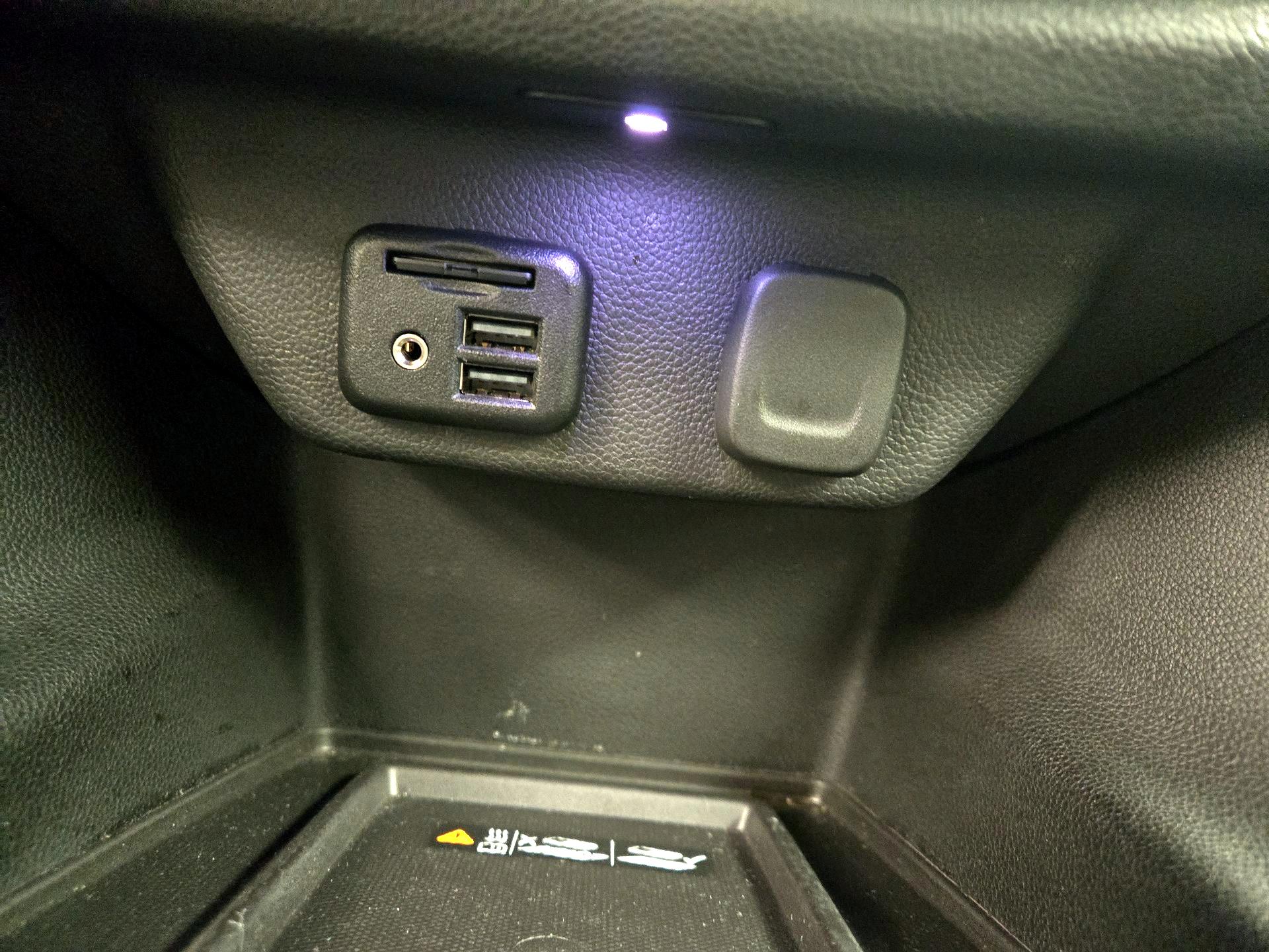 Thumbnail: 2022 Chevrolet Traverse - 18