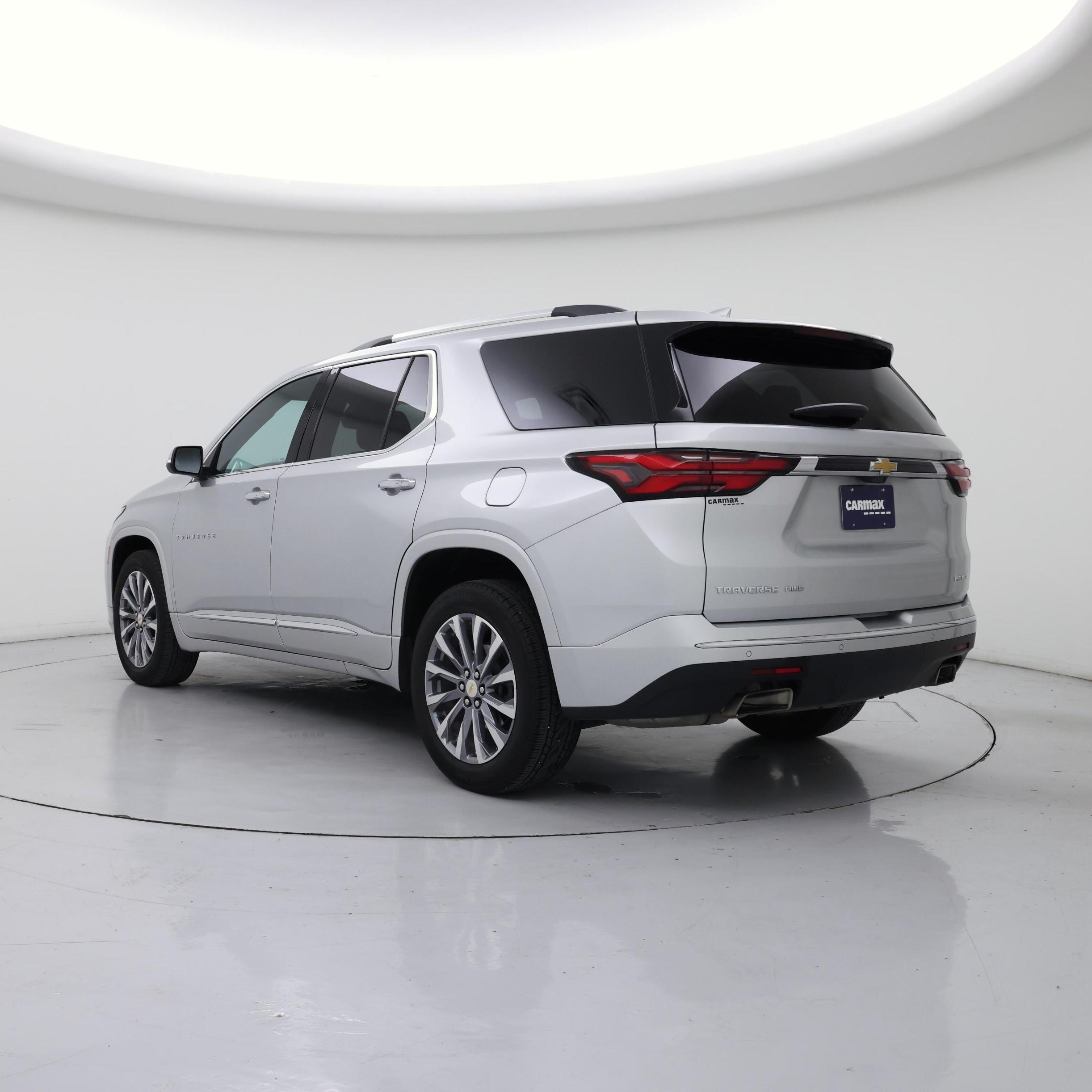 Thumbnail: 2022 Chevrolet Traverse - 2