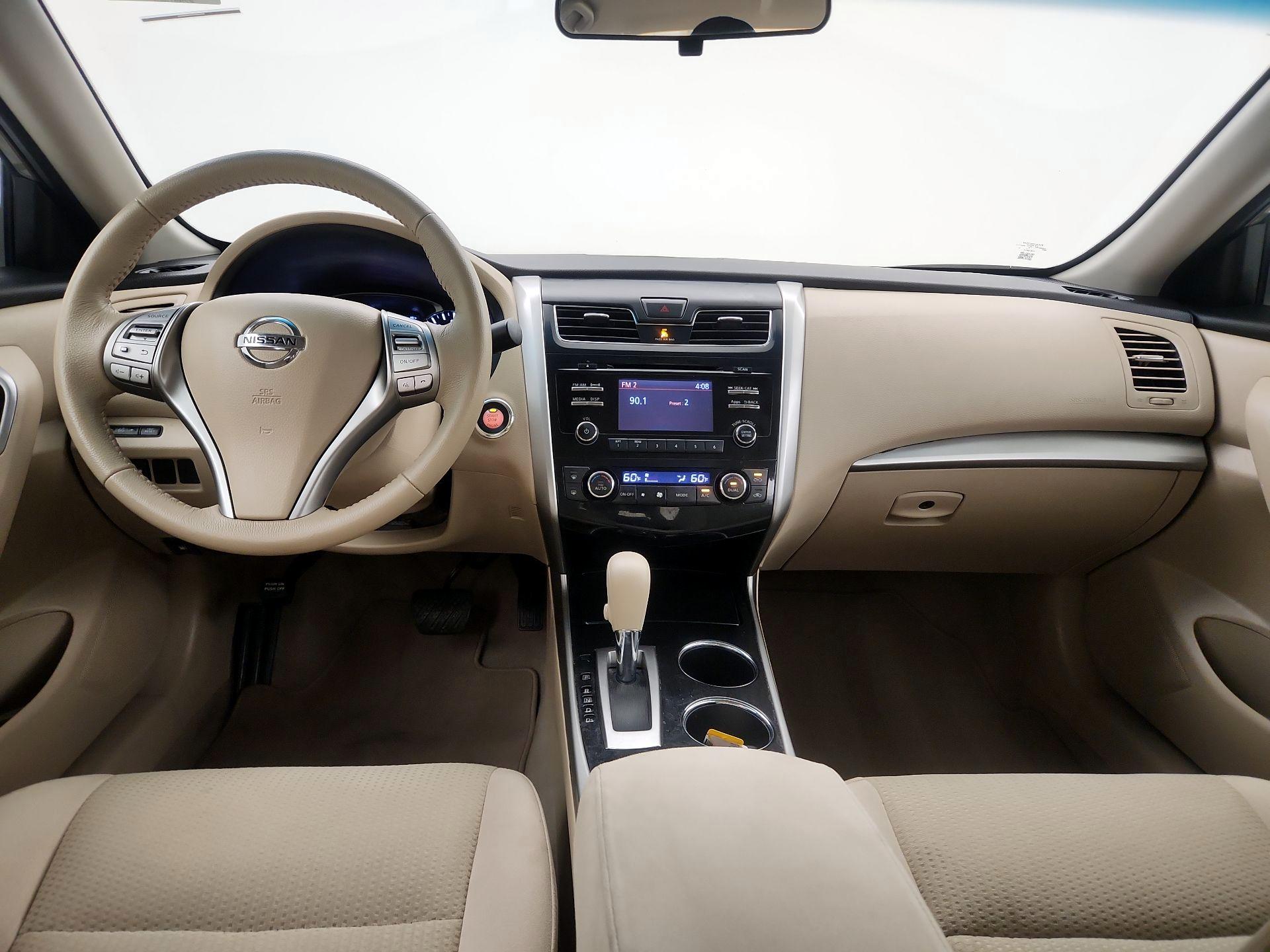 Thumbnail: 2014 Nissan Altima - 9