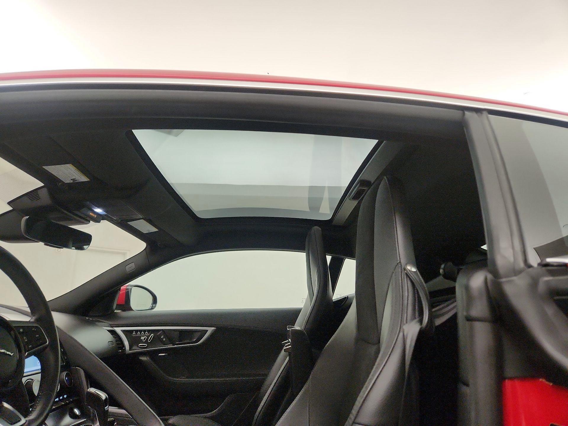 Thumbnail: 2018 Jaguar F-Type - 20