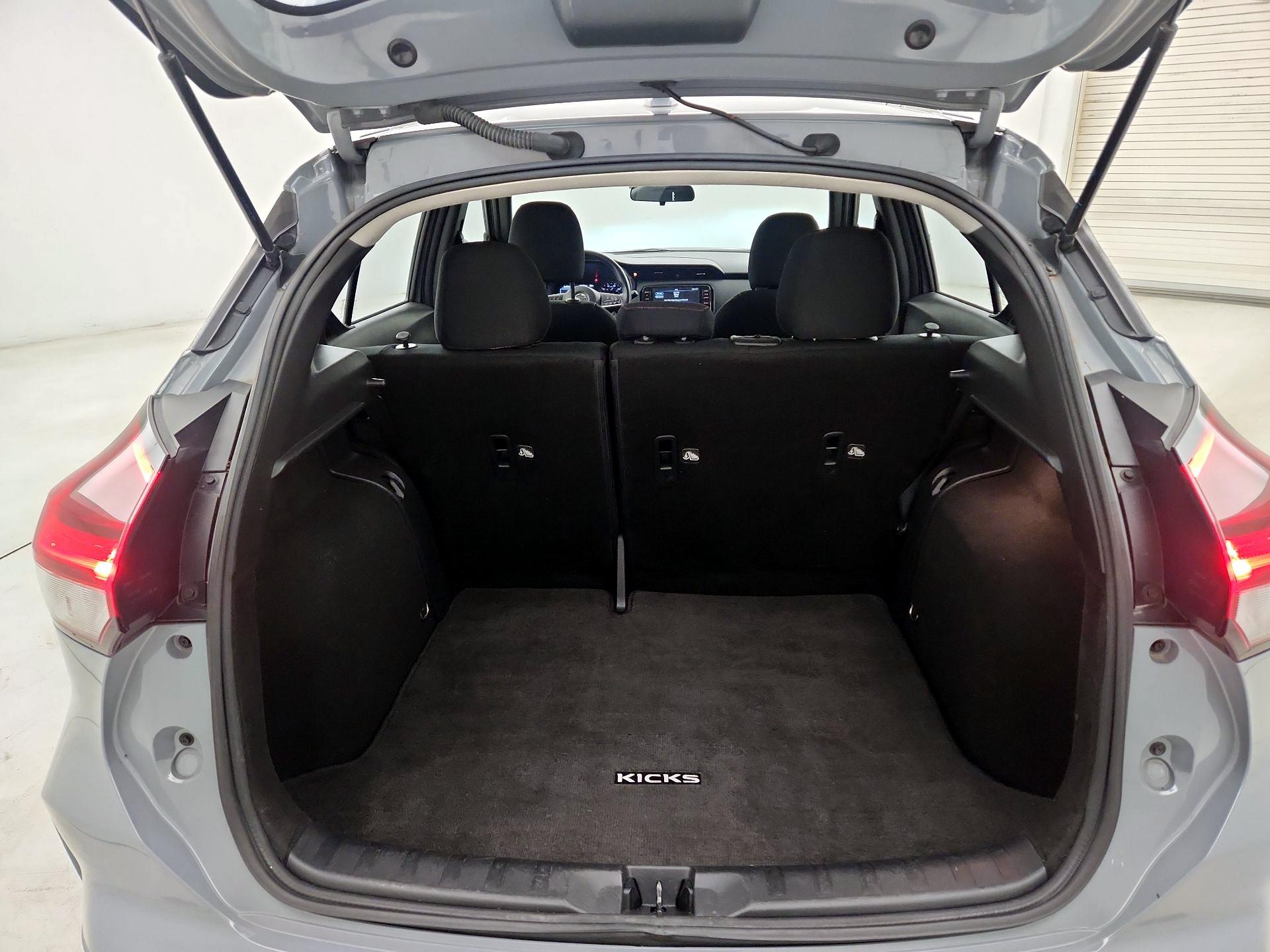 Thumbnail: 2021 Nissan Kicks - 19