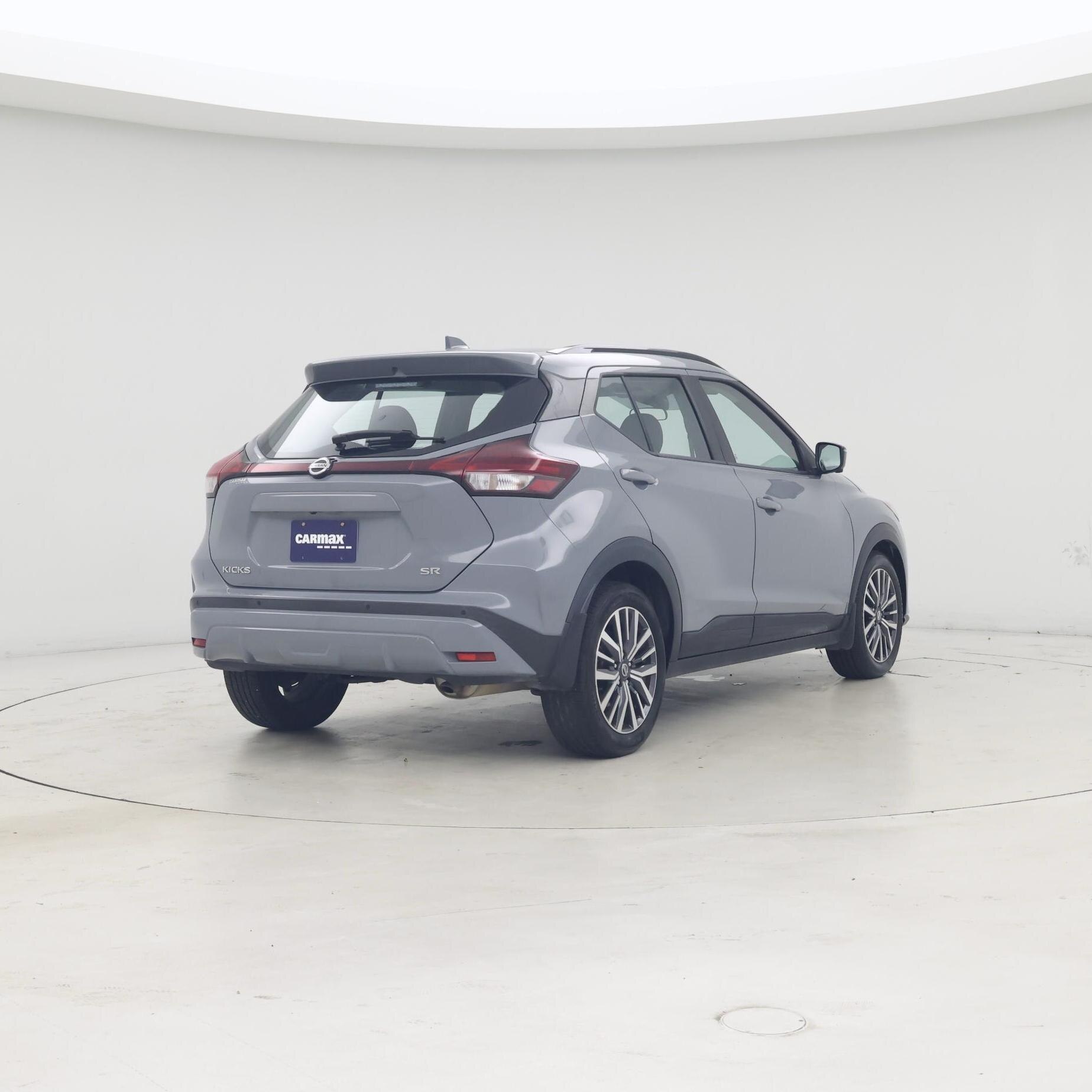 Thumbnail: 2021 Nissan Kicks - 8