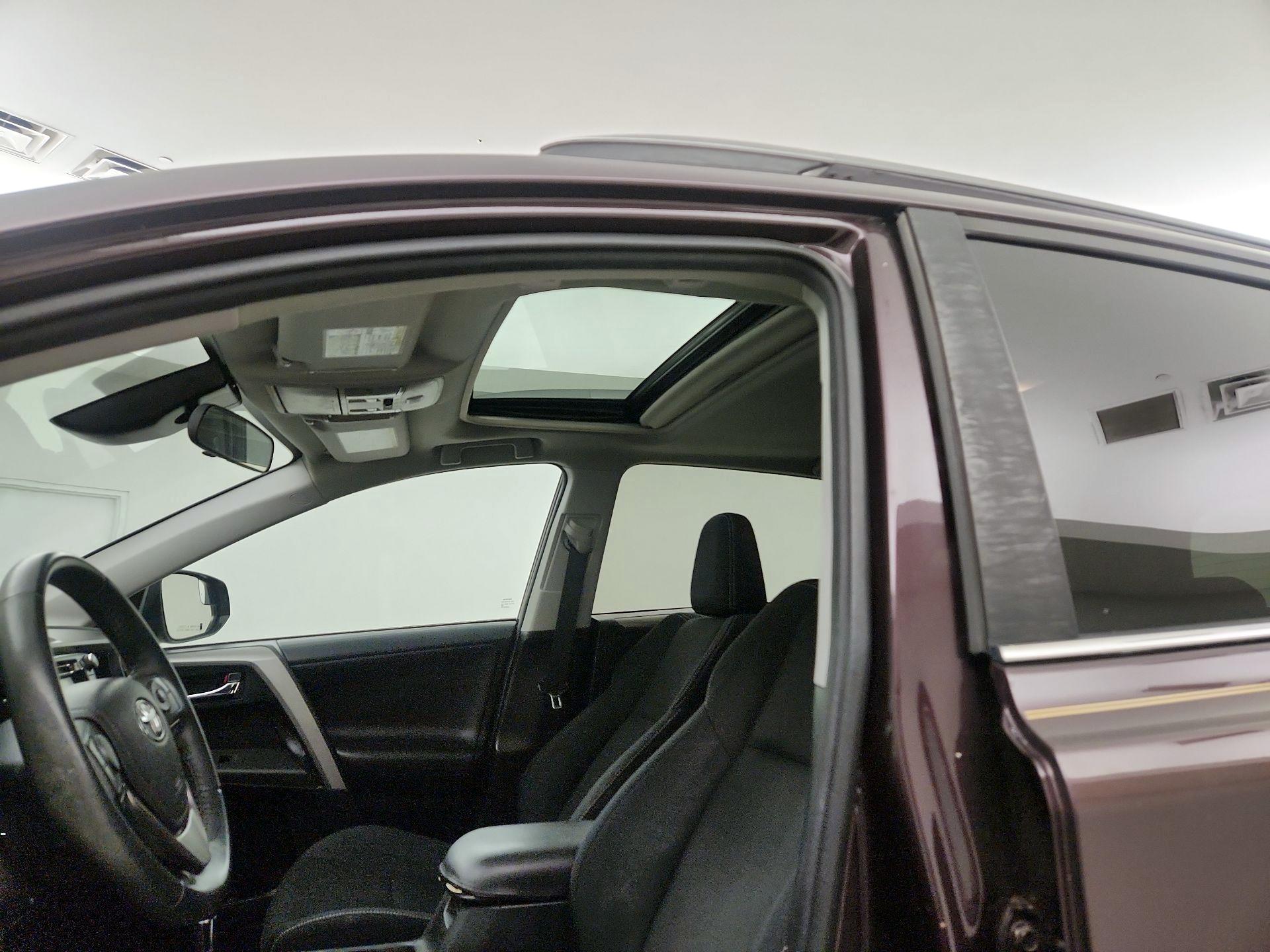 Thumbnail: 2017 Toyota RAV4 - 19