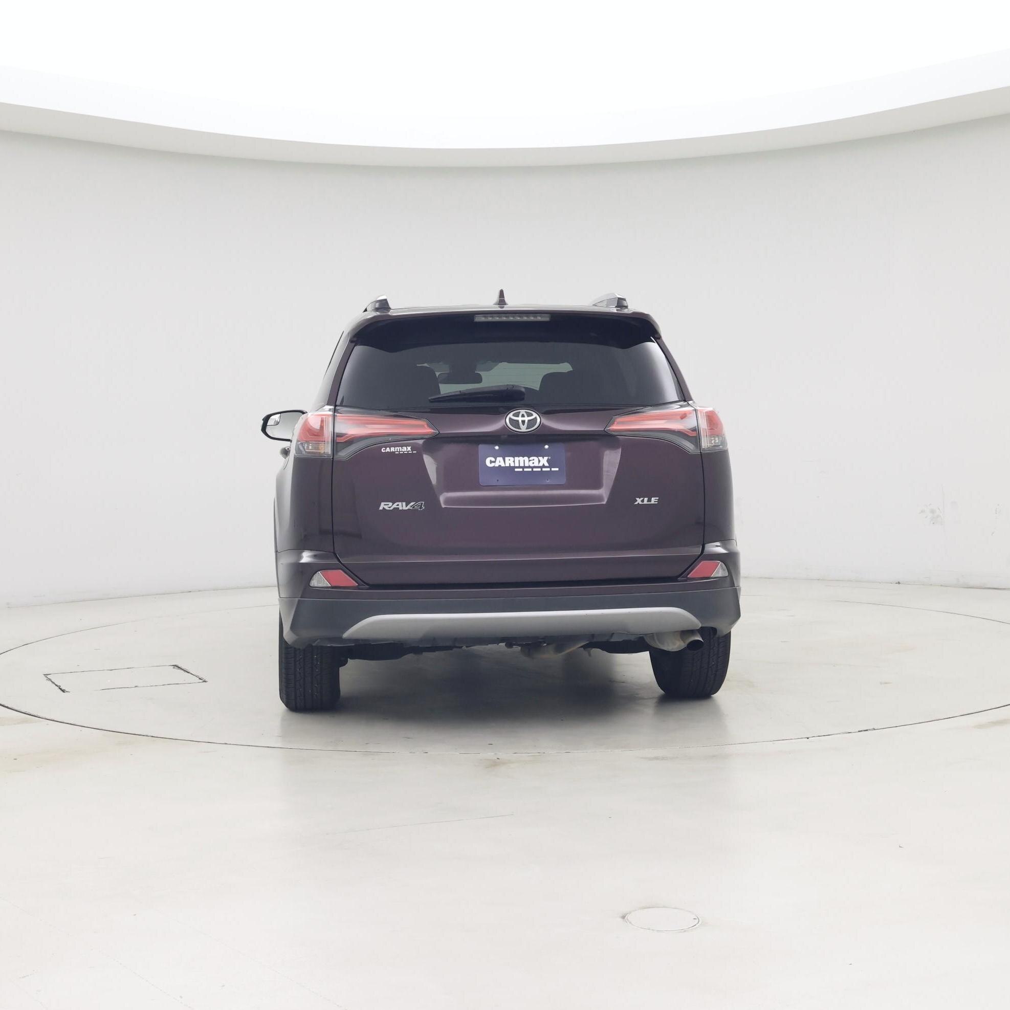 Thumbnail: 2017 Toyota RAV4 - 6