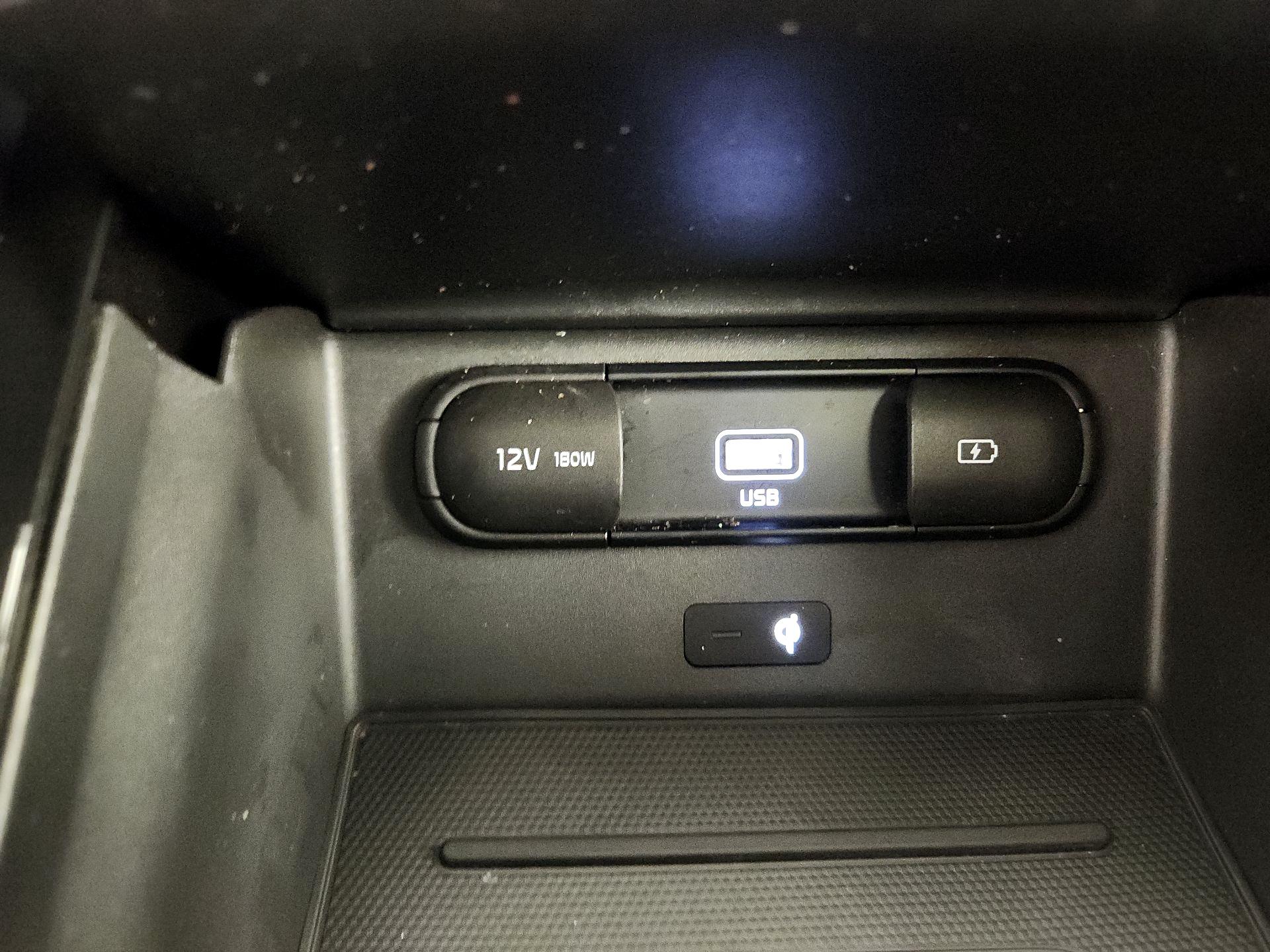 Thumbnail: 2021 Kia Telluride - 19