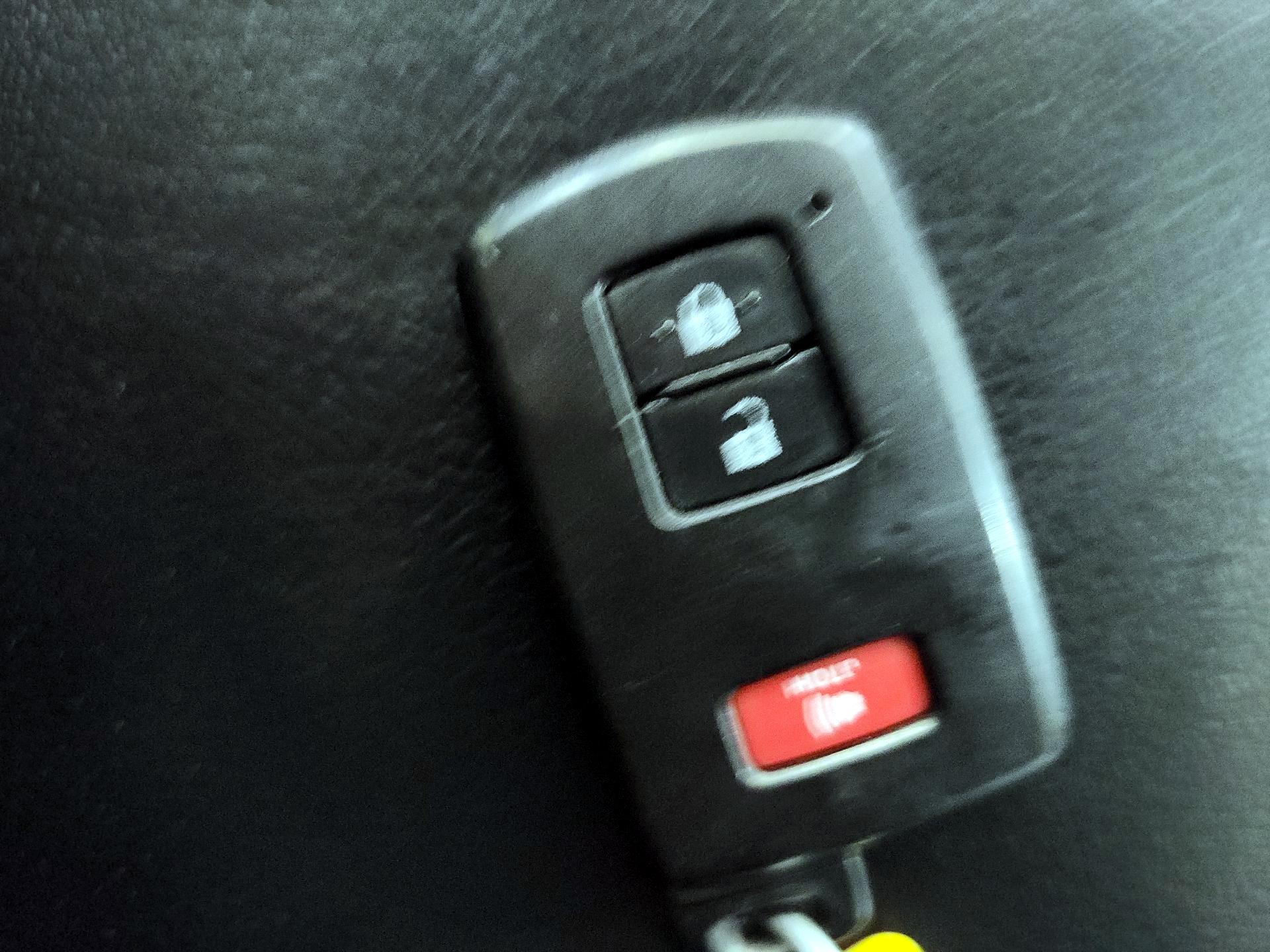 Thumbnail: 2020 Toyota 4Runner - 18