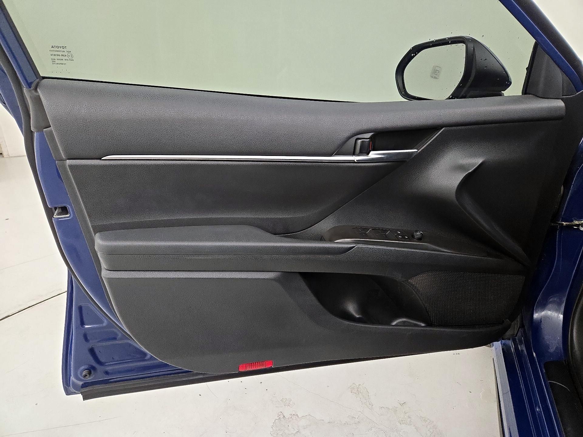 Thumbnail: 2024 Toyota Camry - 12