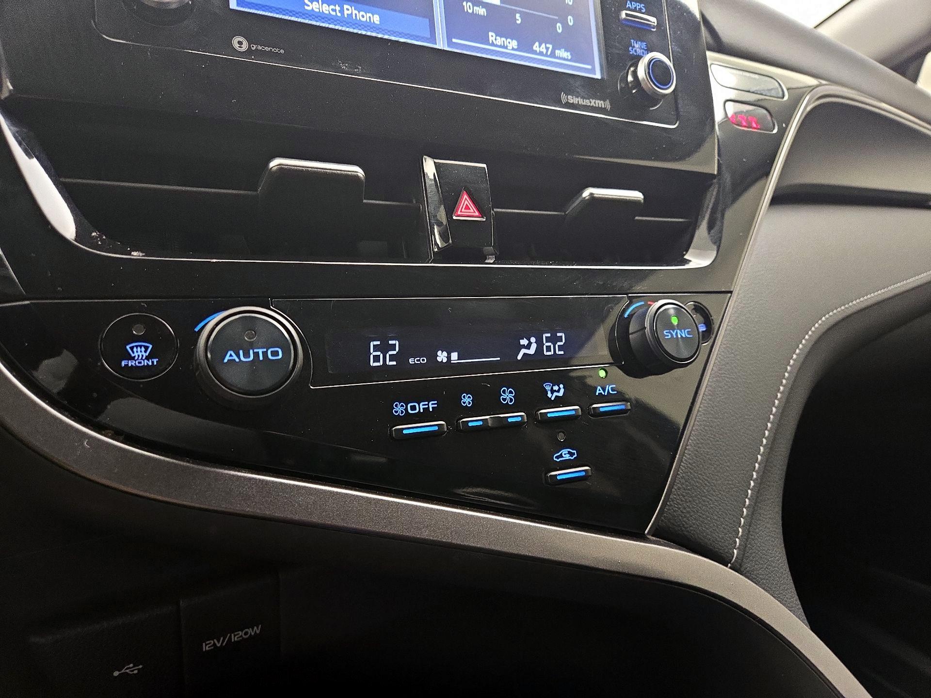 Thumbnail: 2024 Toyota Camry - 16