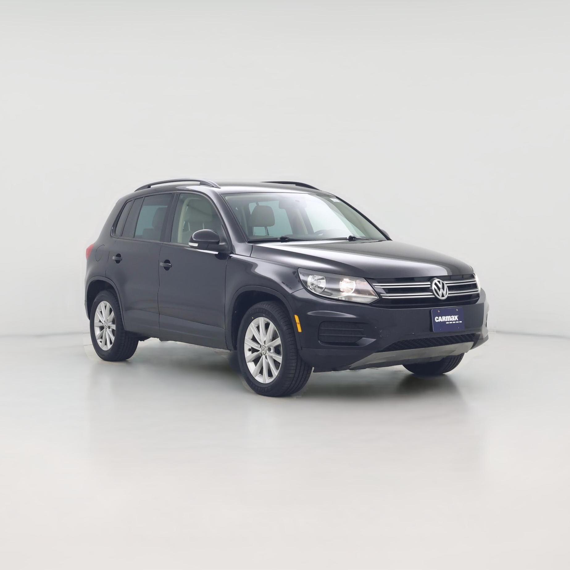 Thumbnail: 2015 Volkswagen Tiguan - 1