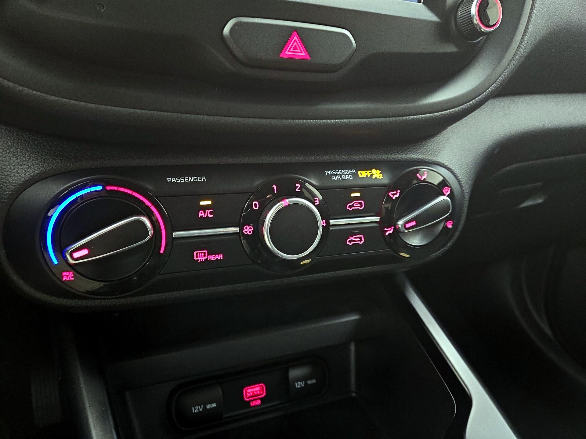 Thumbnail: 2021 Kia Soul - 16