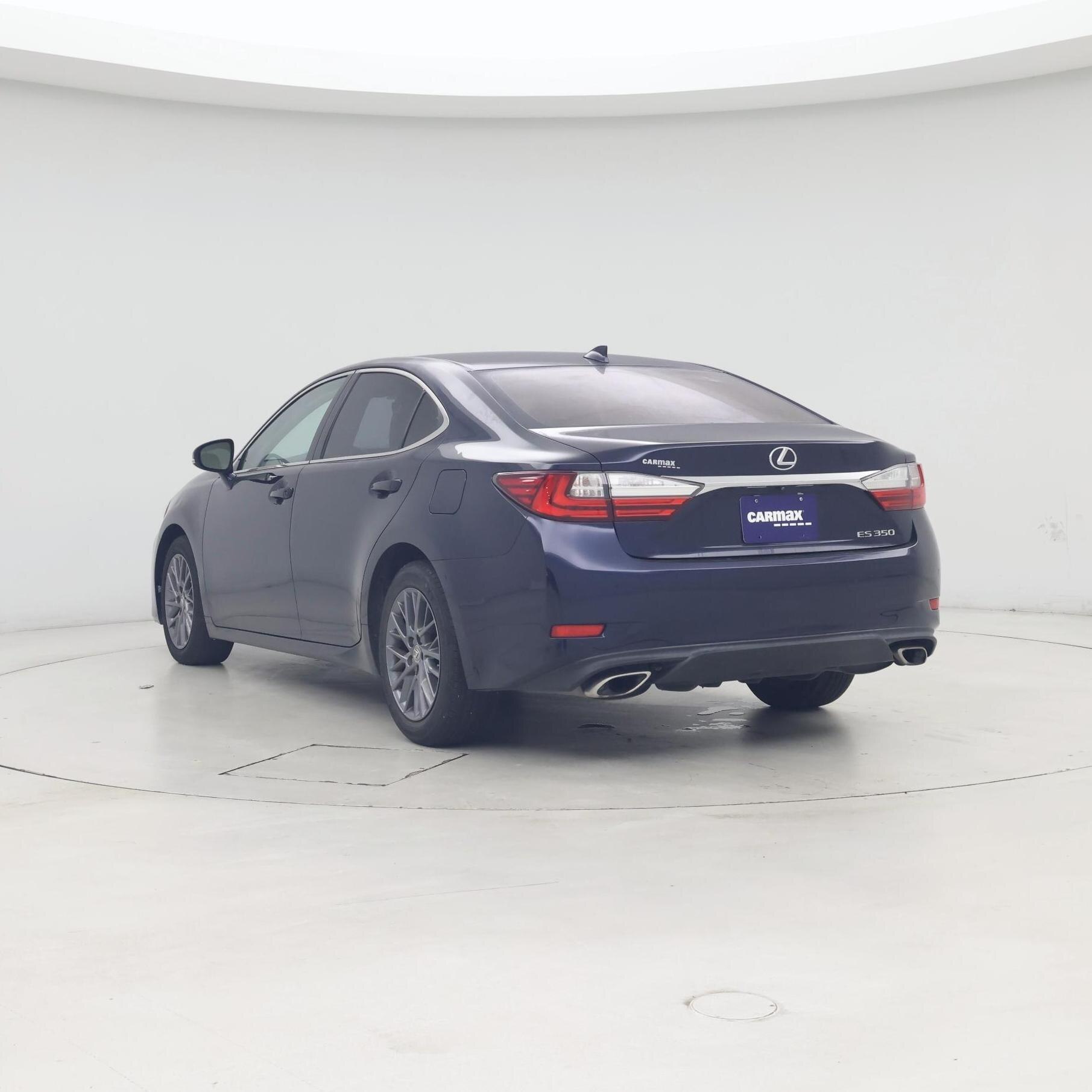 Thumbnail: 2018 Lexus ES - 2