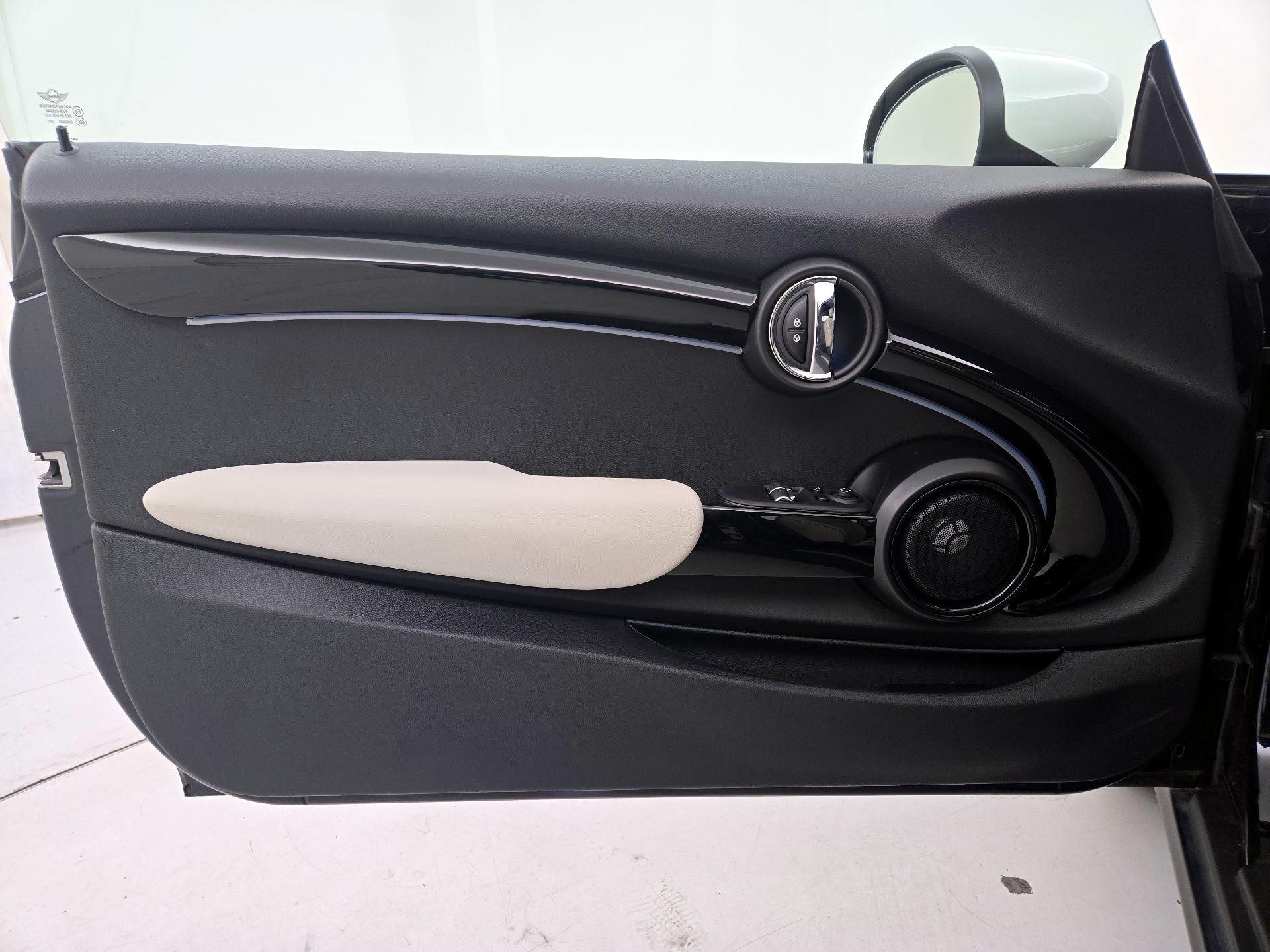 Thumbnail: 2023 MINI Cooper Hardtop - 12