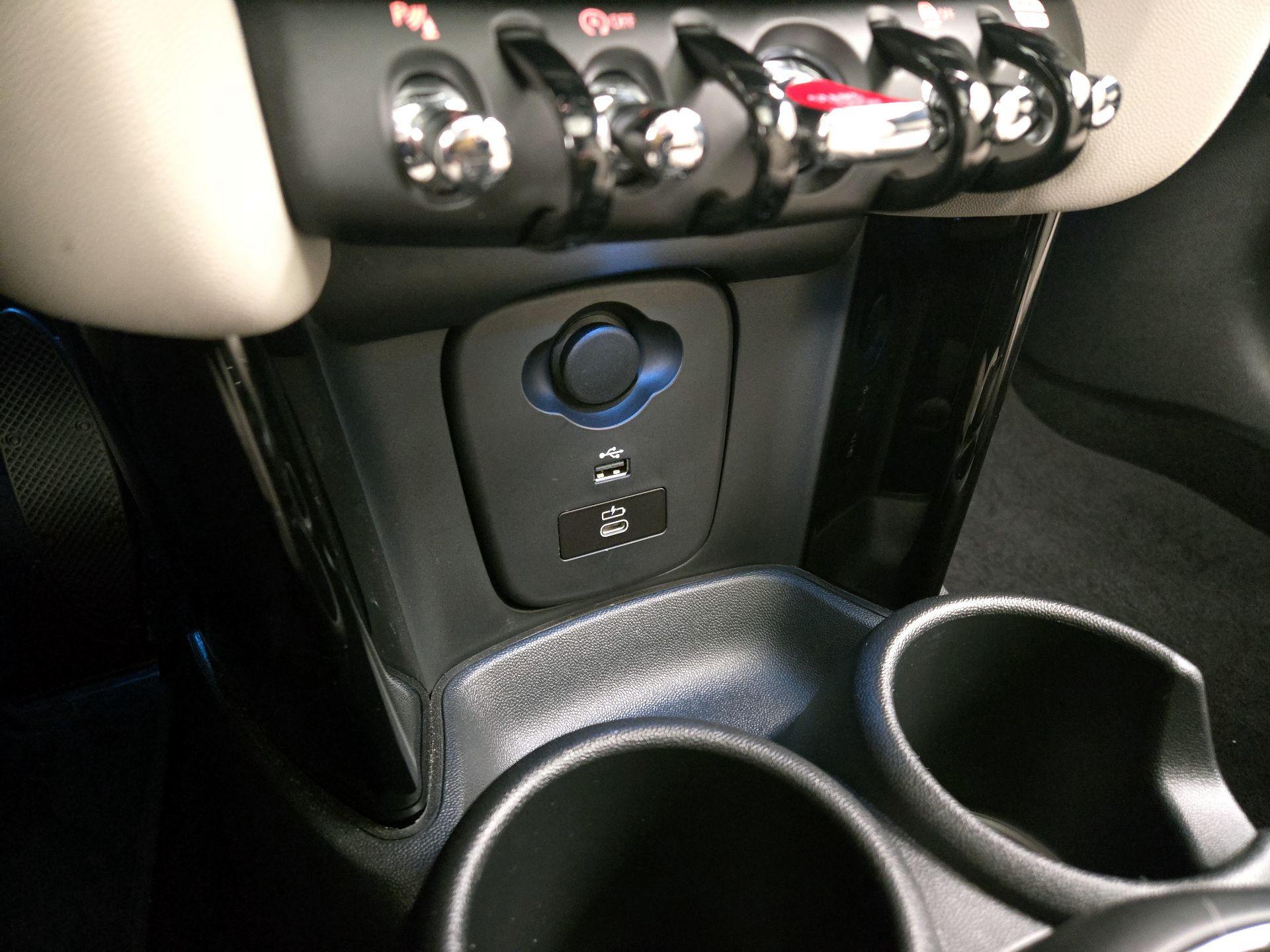 Thumbnail: 2023 MINI Cooper Hardtop - 19