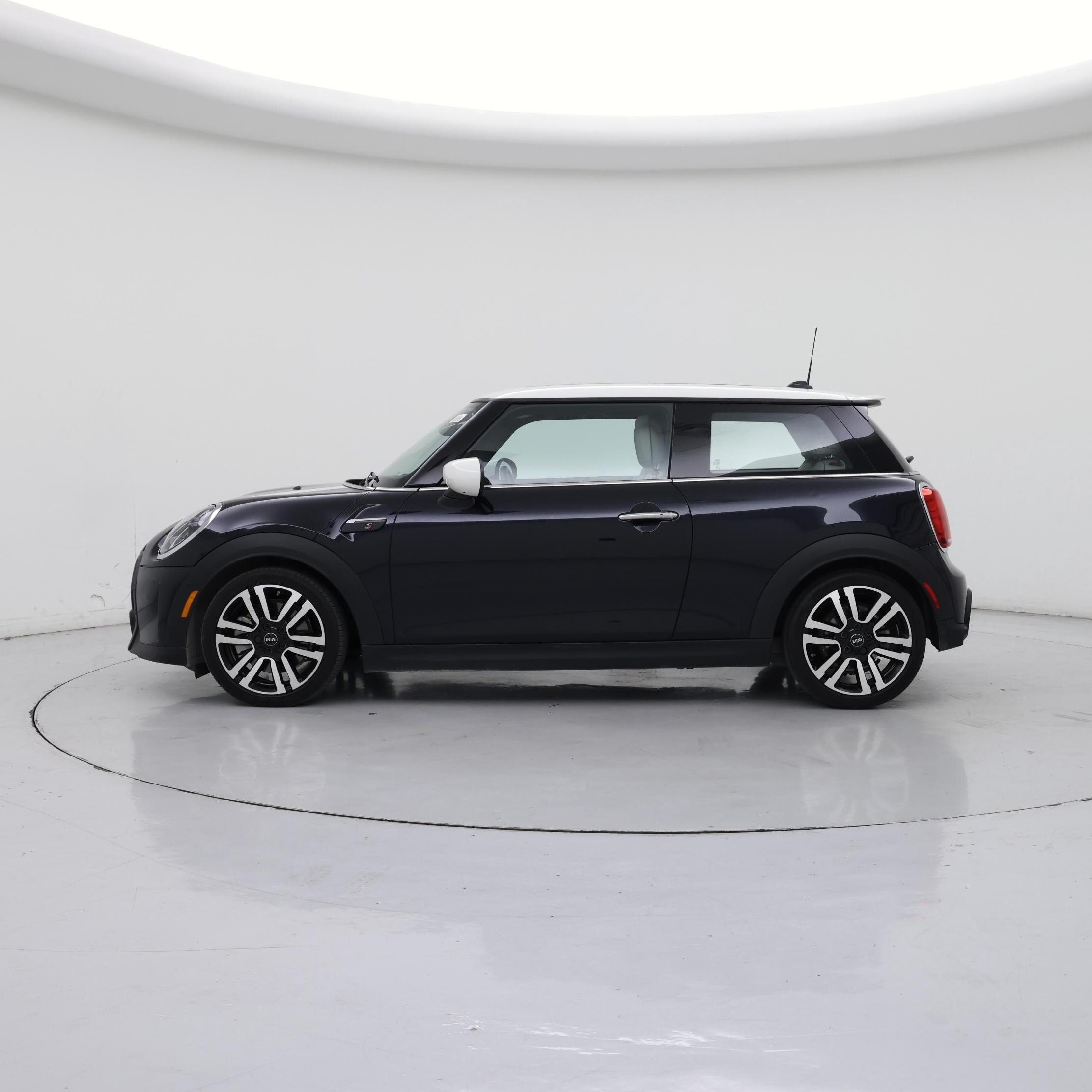 Thumbnail: 2023 MINI Cooper Hardtop - 3