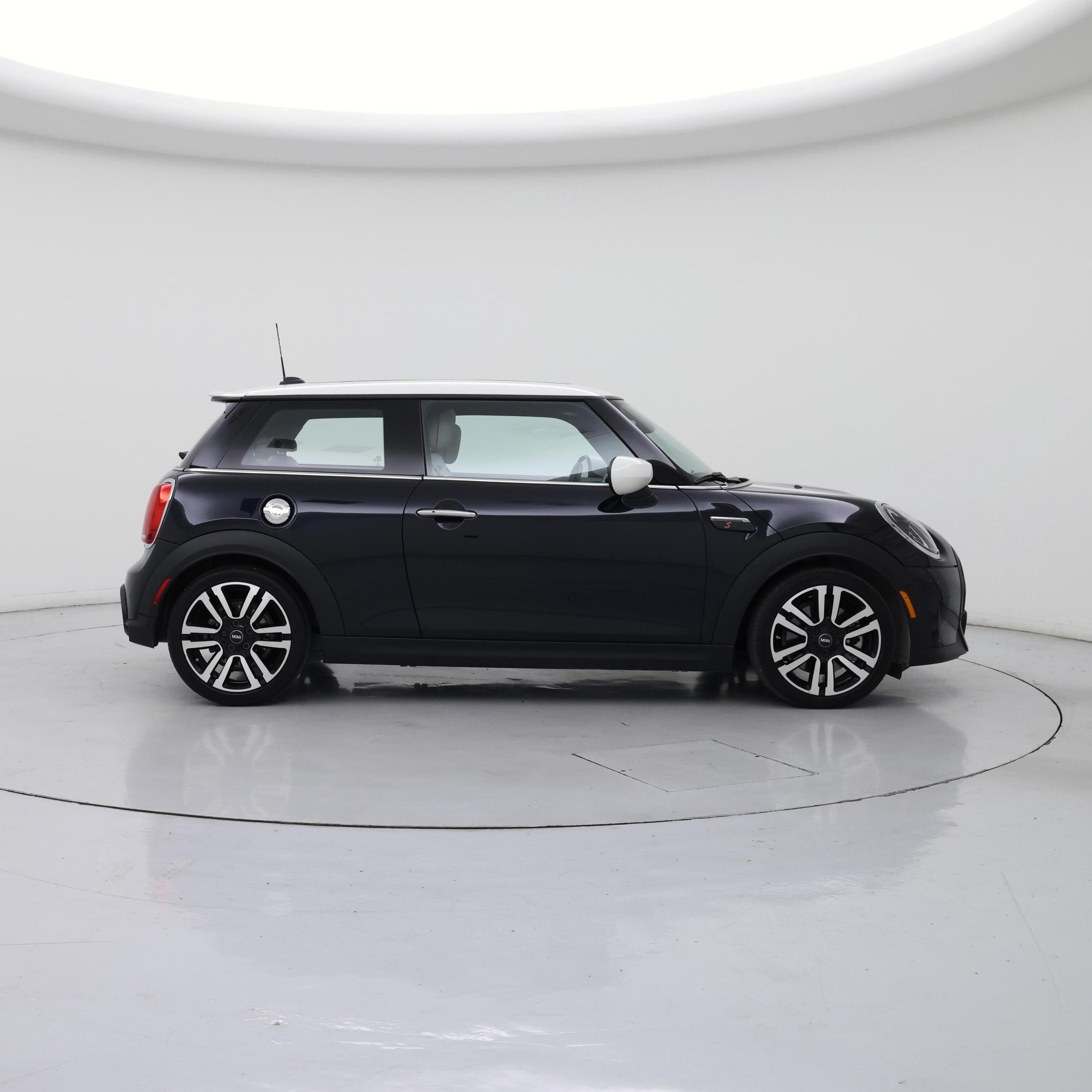Thumbnail: 2023 MINI Cooper Hardtop - 7