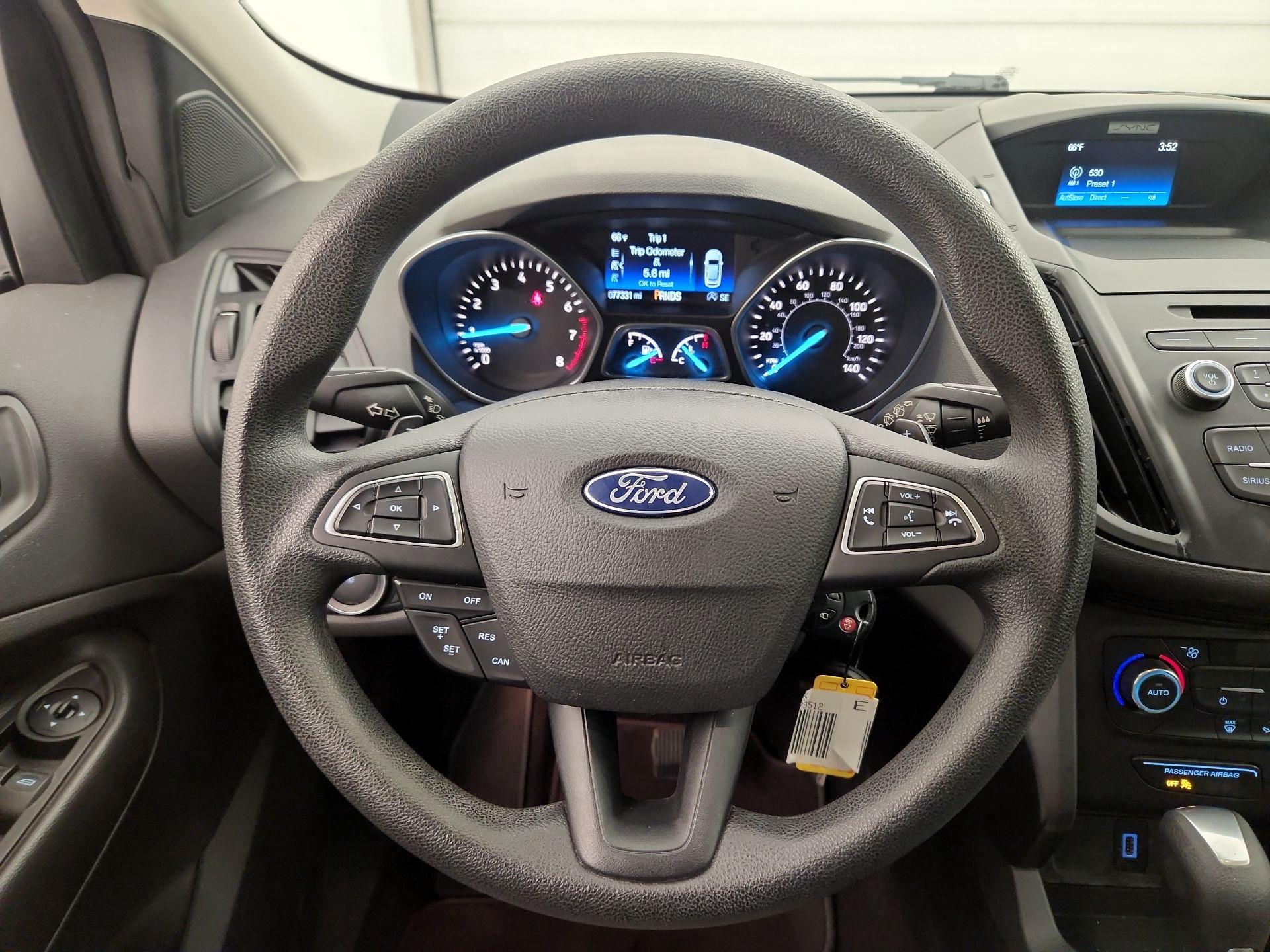 Thumbnail: 2017 Ford Escape - 10