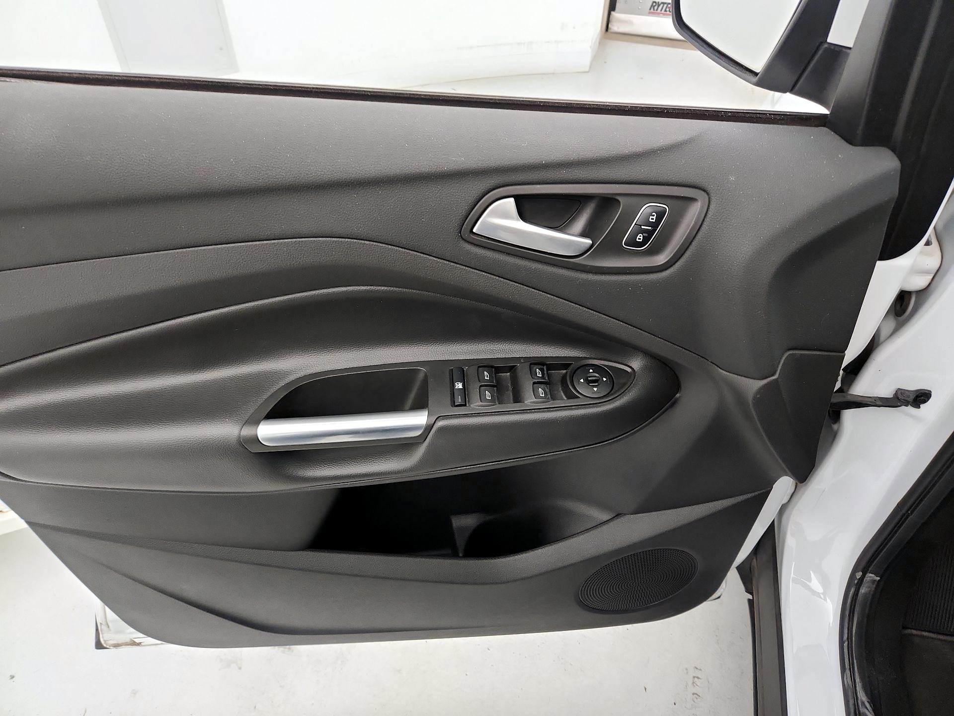 Thumbnail: 2017 Ford Escape - 12