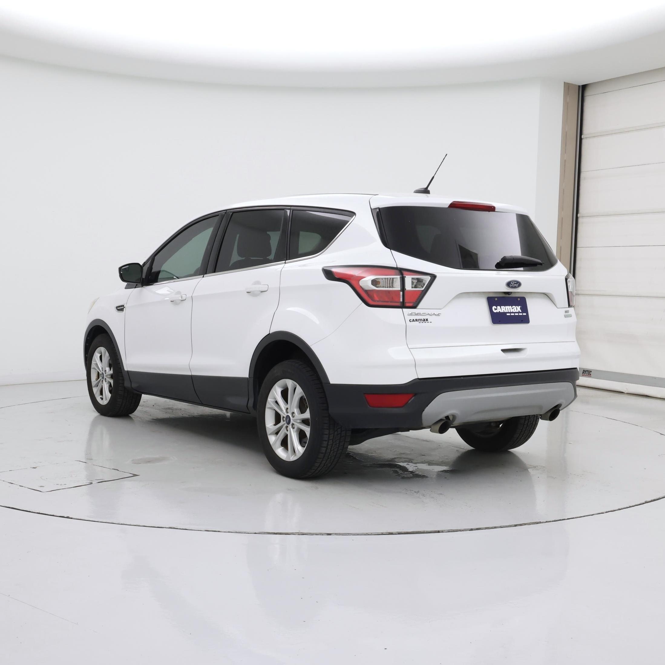 Thumbnail: 2017 Ford Escape - 2