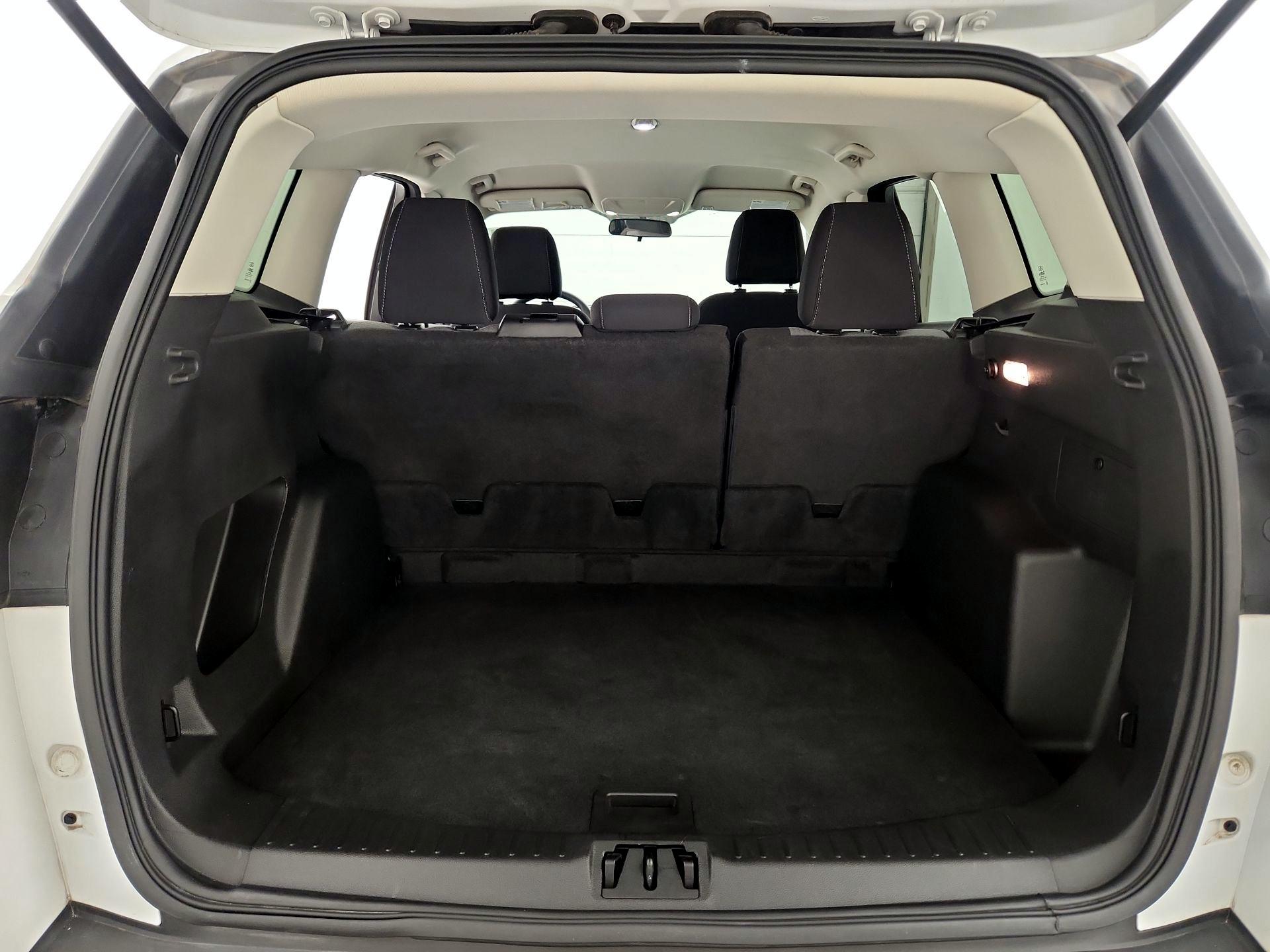 Thumbnail: 2017 Ford Escape - 20