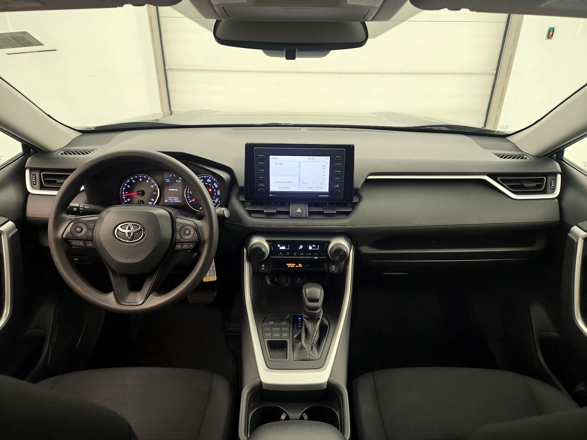 Thumbnail: 2021 Toyota RAV4 - 9