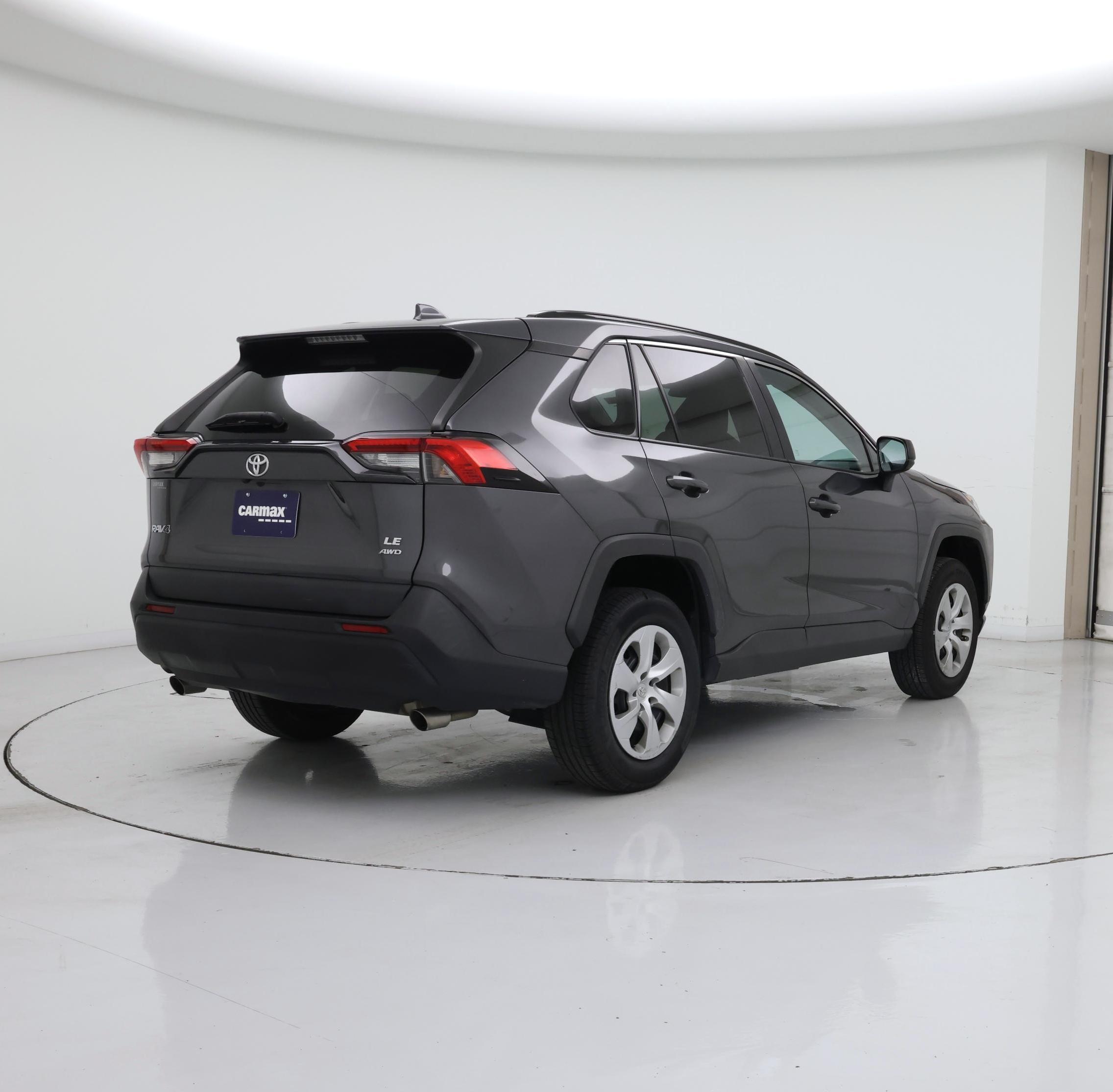 Thumbnail: 2021 Toyota RAV4 - 8