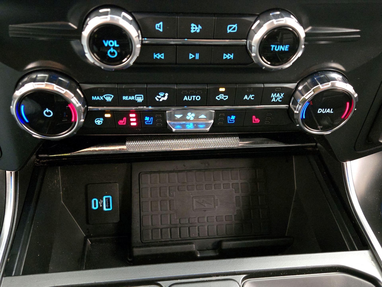2022 Ford F-150 Raptor - Photo 19