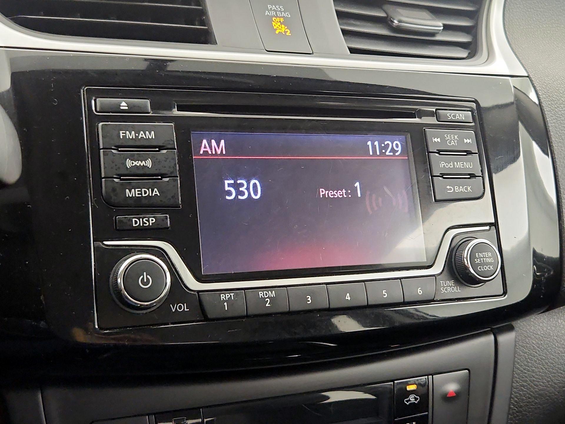 Thumbnail: 2018 Nissan Sentra - 15