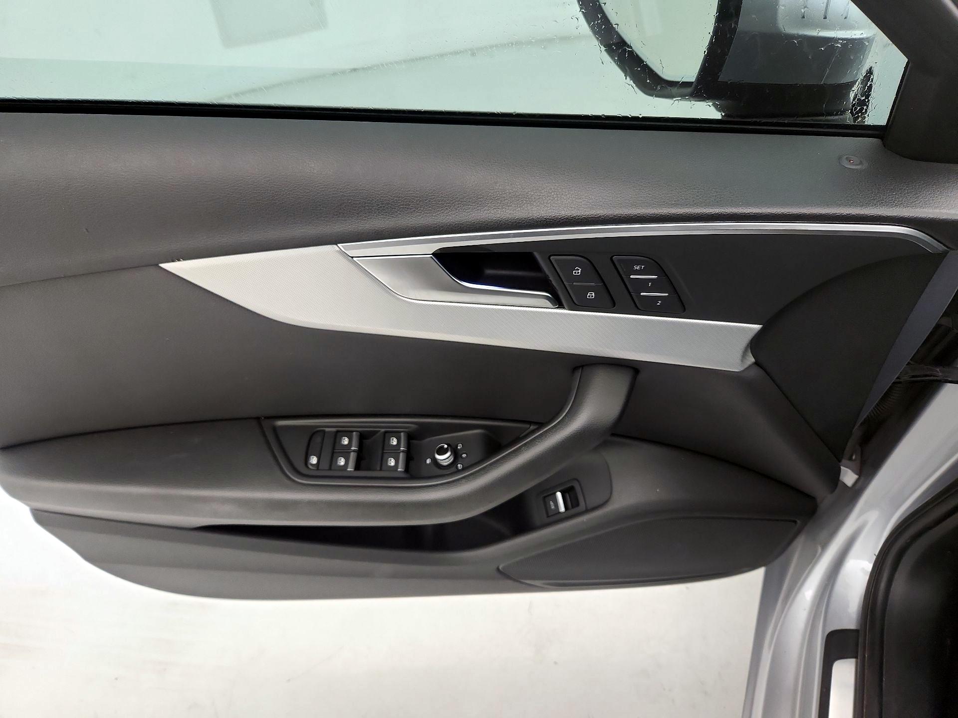 Thumbnail: 2017 Audi A4 - 12