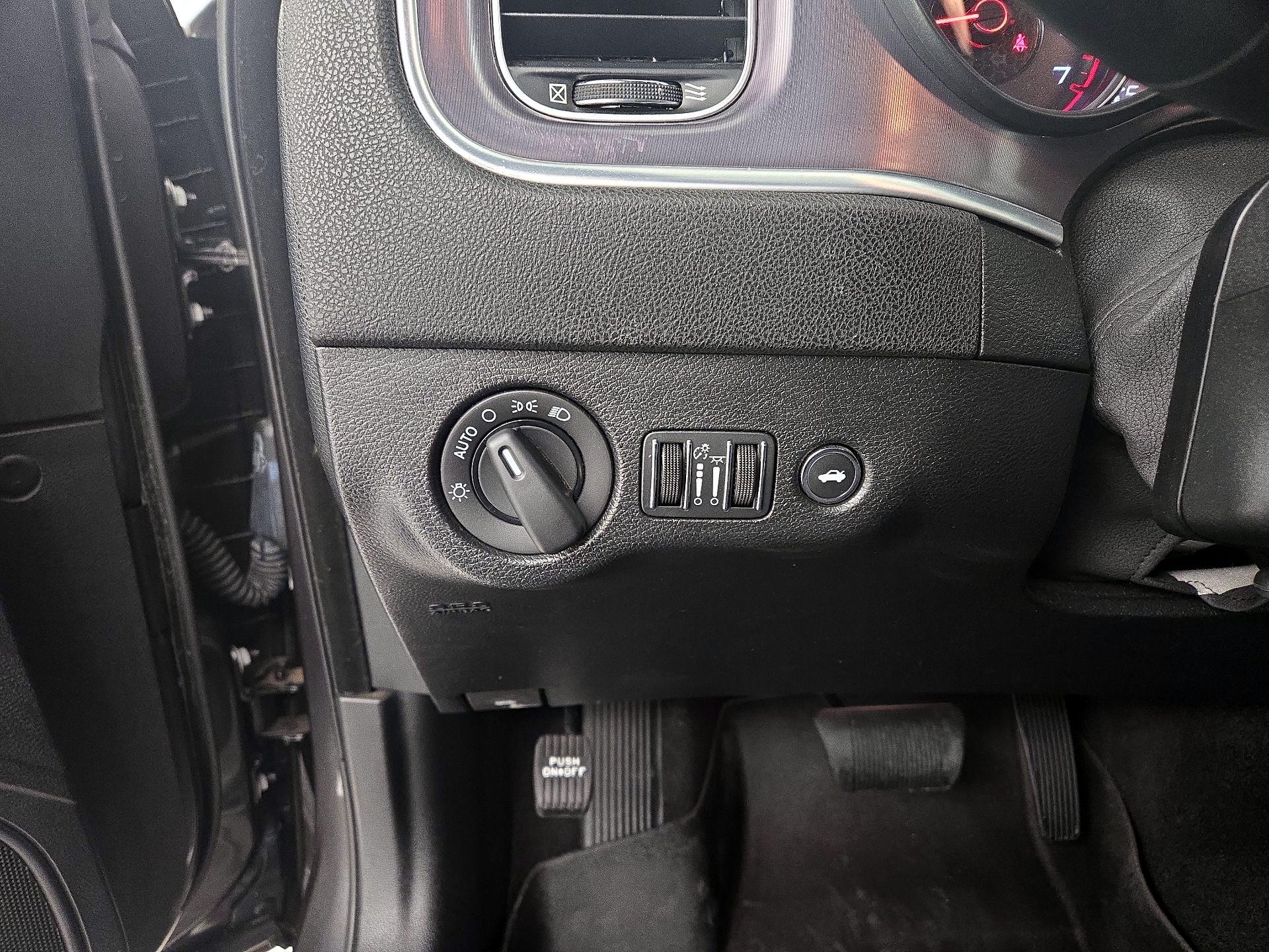 Thumbnail: 2020 Dodge Charger - 13