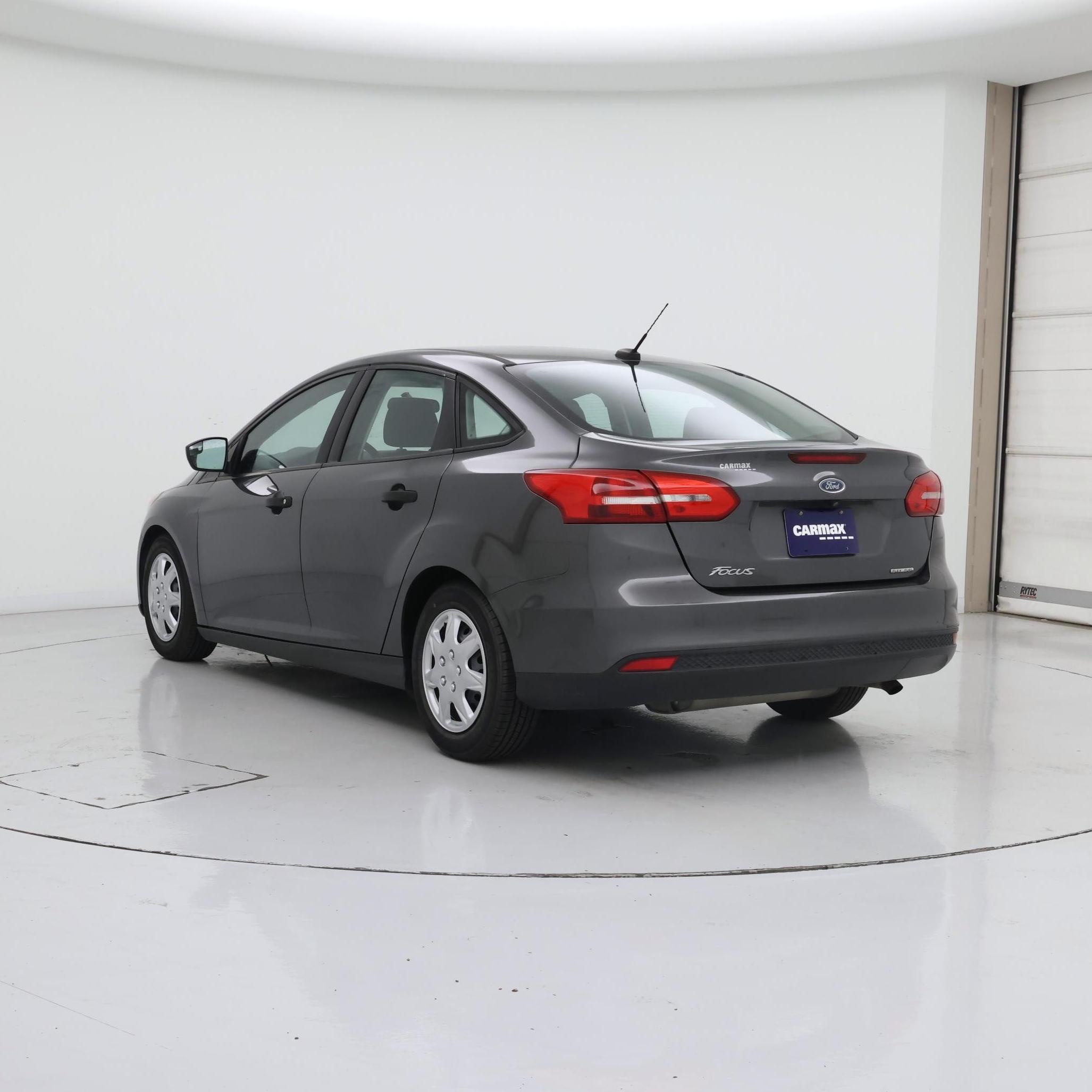 Thumbnail: 2016 Ford Focus - 2