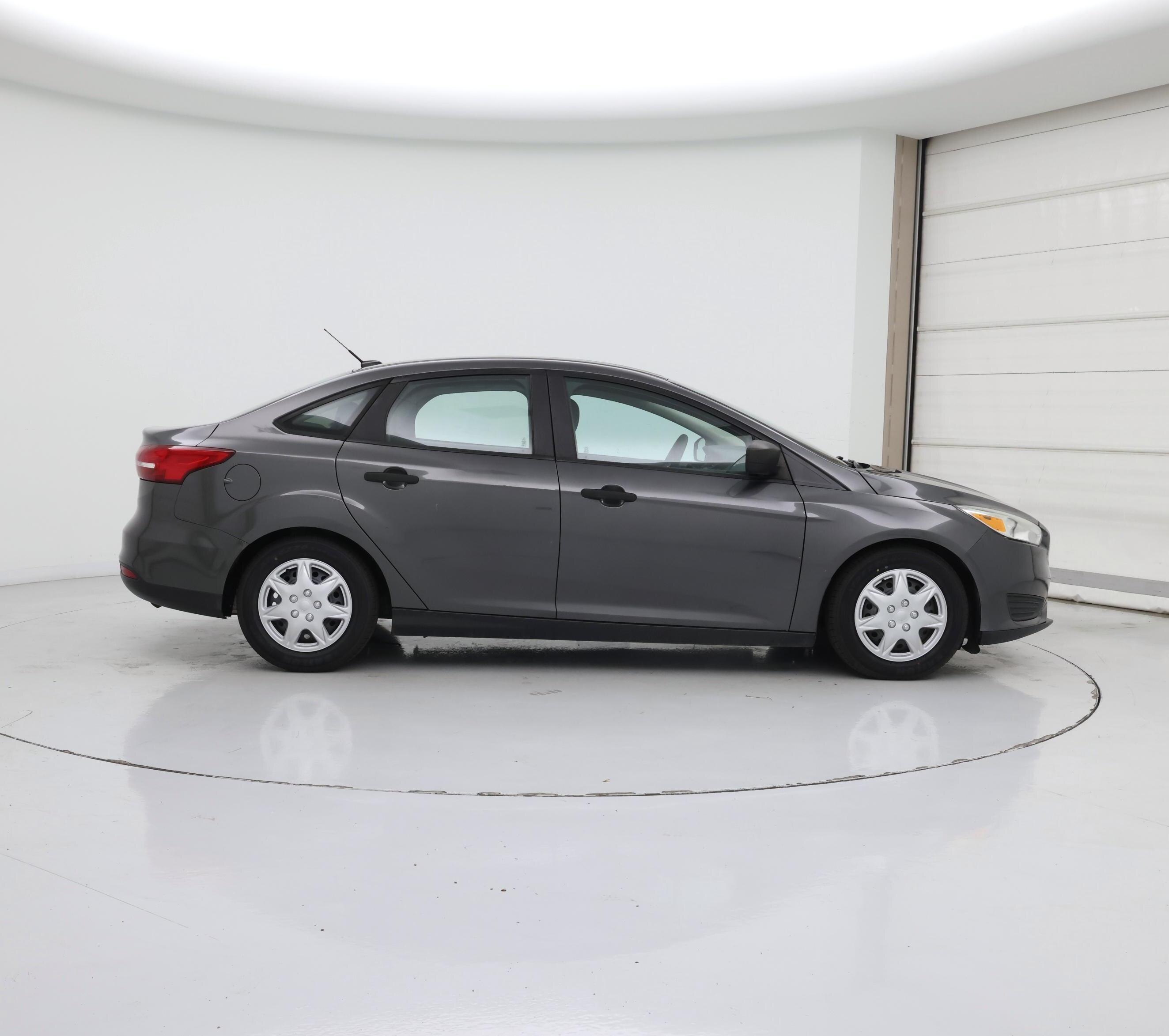 Thumbnail: 2016 Ford Focus - 7