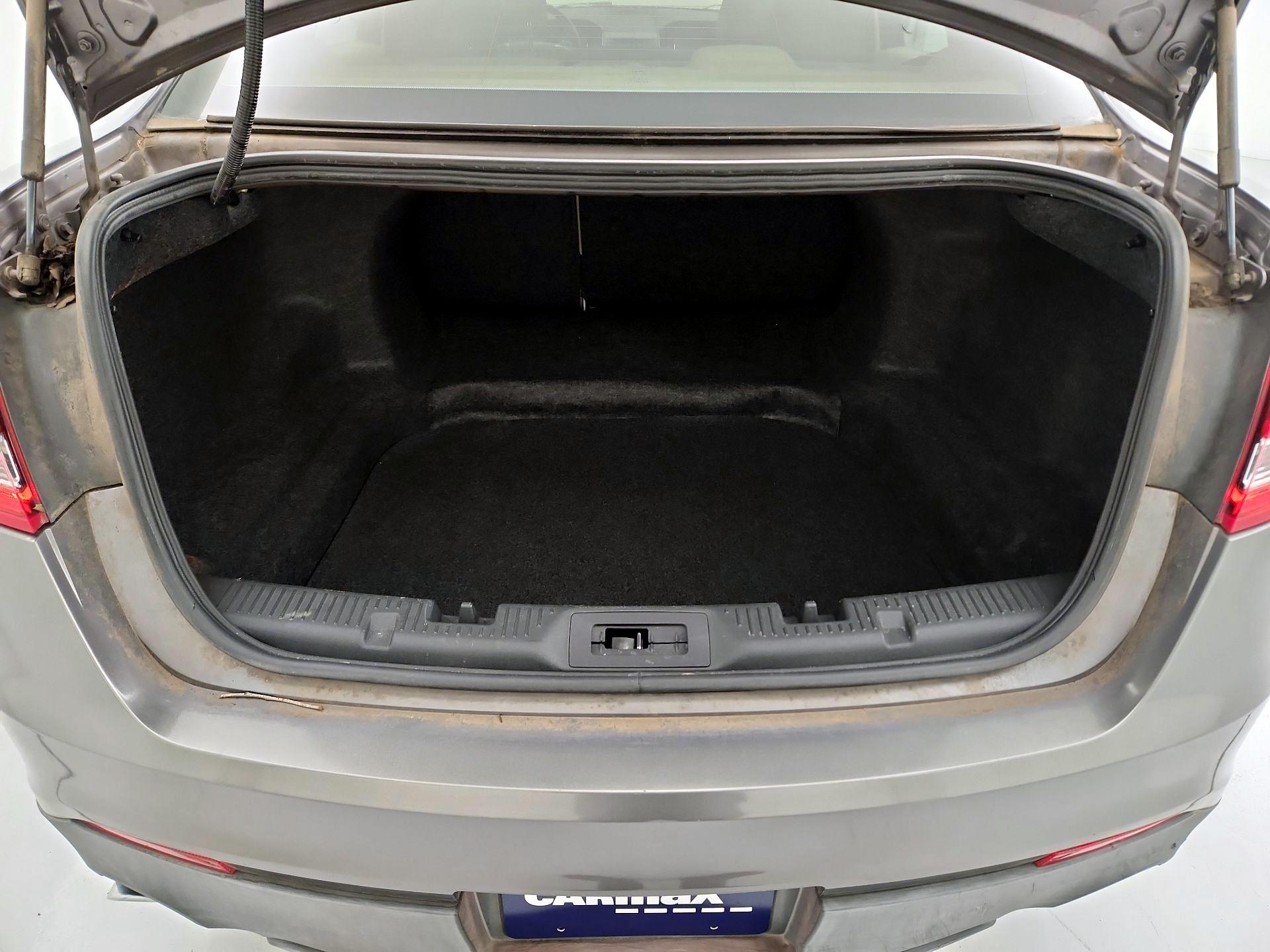 Thumbnail: 2014 Ford Taurus - 19