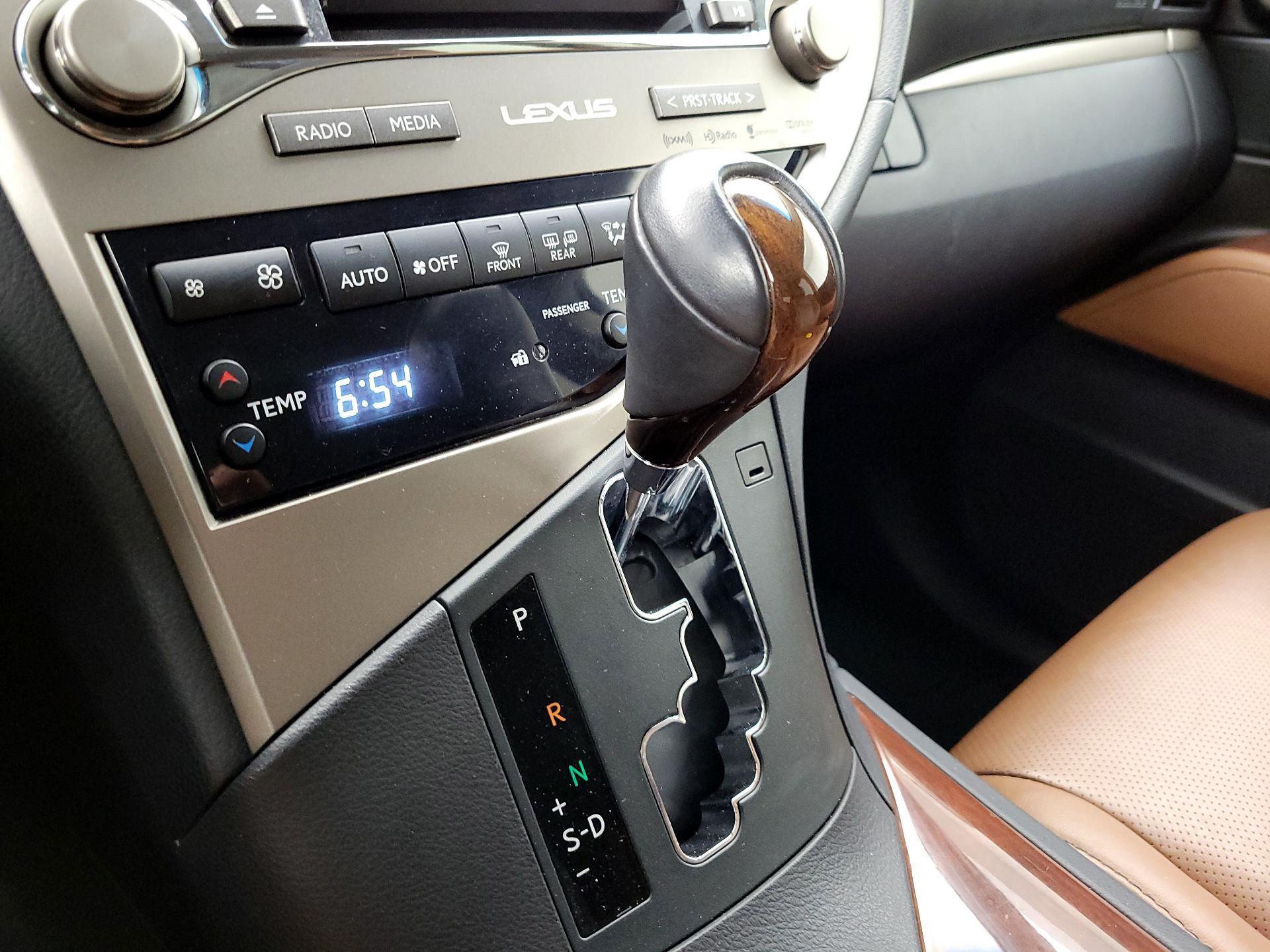 Thumbnail: 2015 Lexus RX - 17