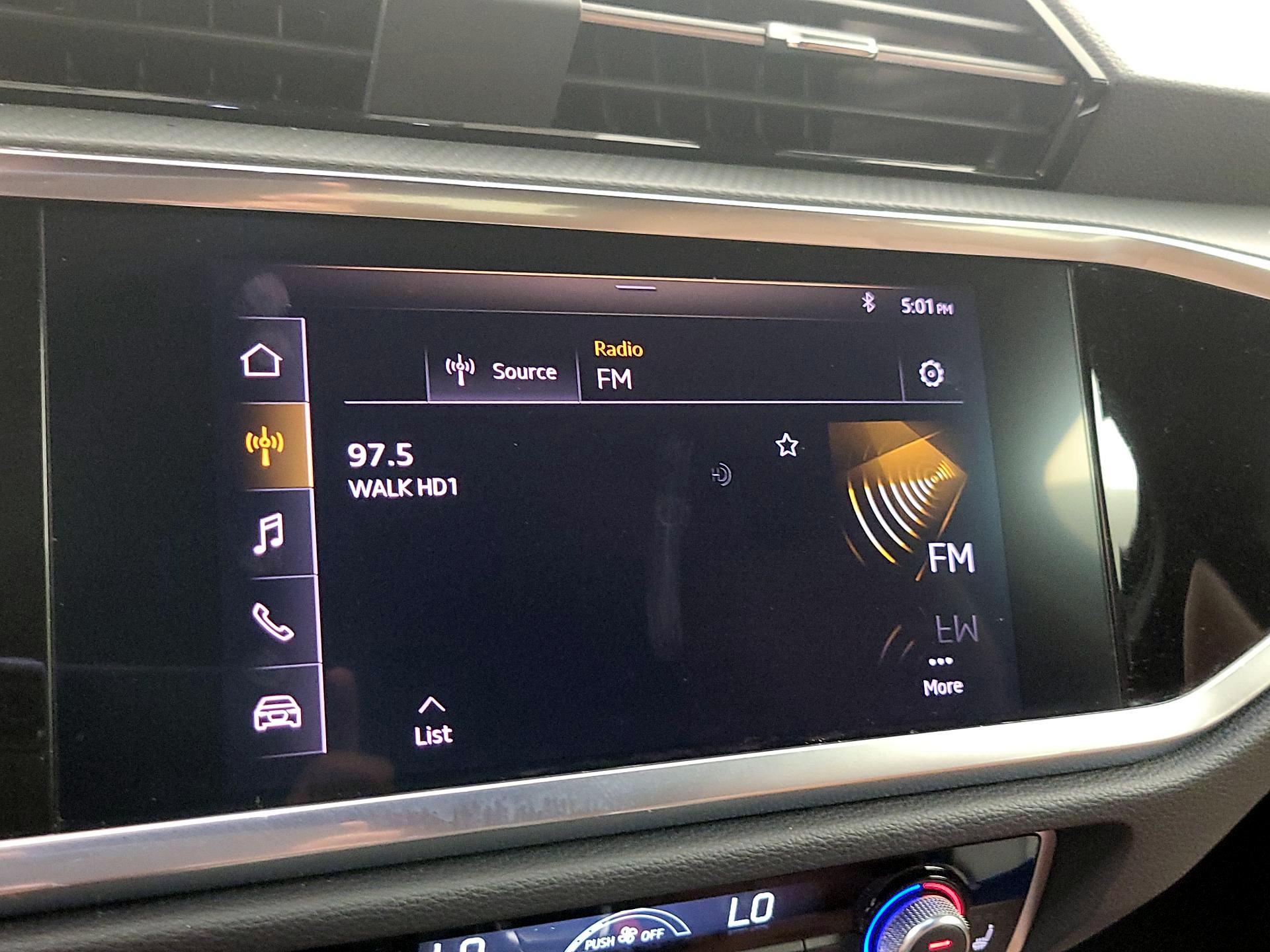 Thumbnail: 2021 Audi Q3 - 15