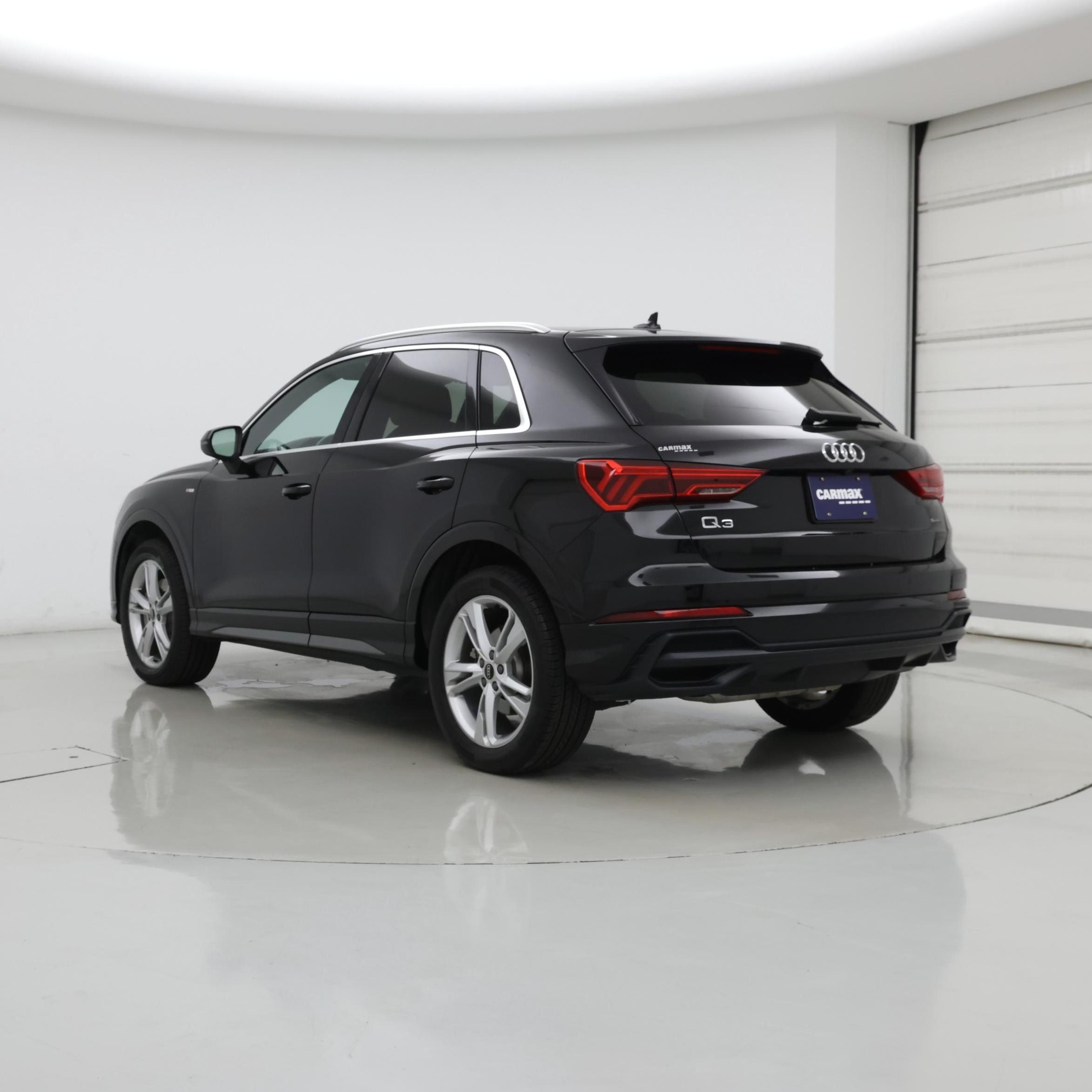 Thumbnail: 2021 Audi Q3 - 2