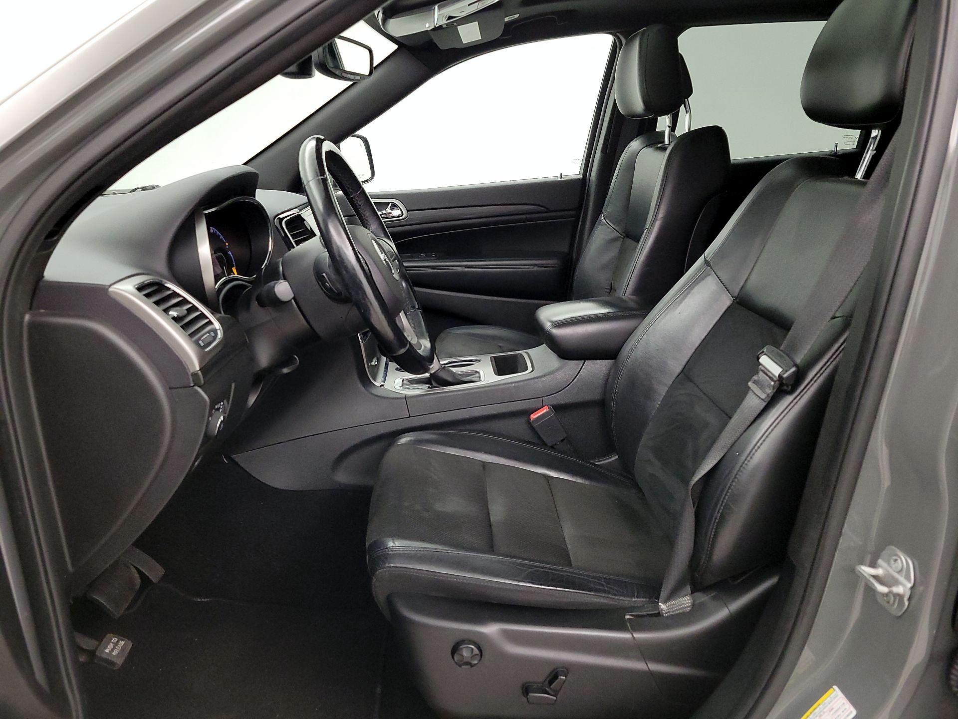 Thumbnail: 2020 Jeep Grand Cherokee - 11