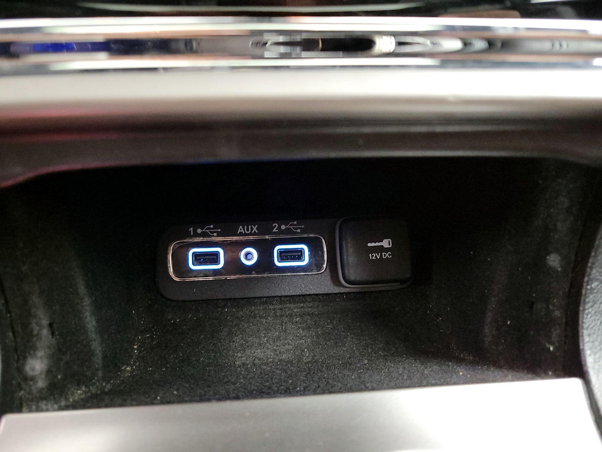 Thumbnail: 2020 Jeep Grand Cherokee - 19