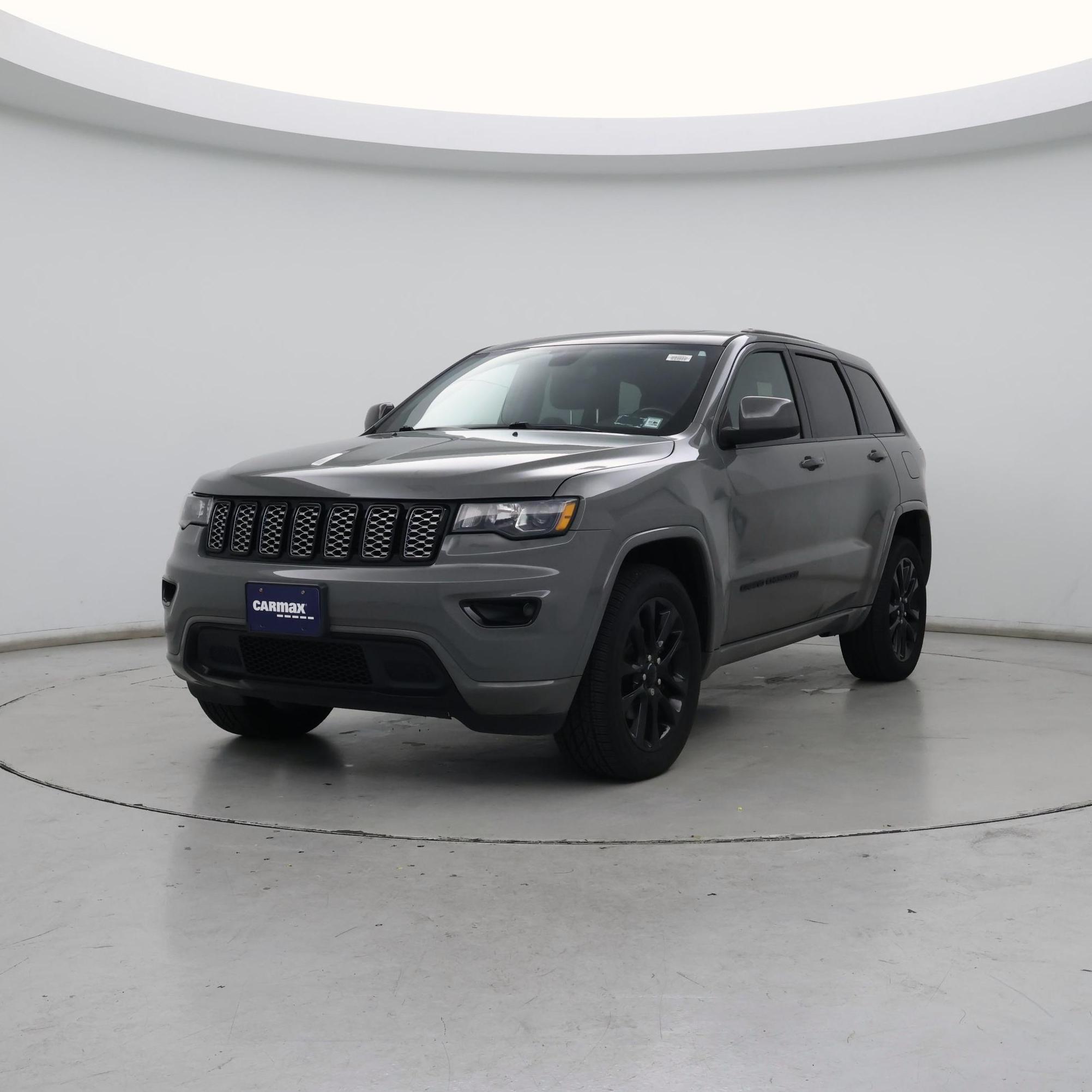Thumbnail: 2020 Jeep Grand Cherokee - 4