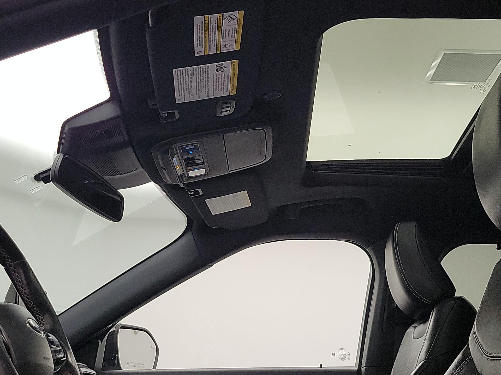 Thumbnail: 2022 Ford Explorer - 20