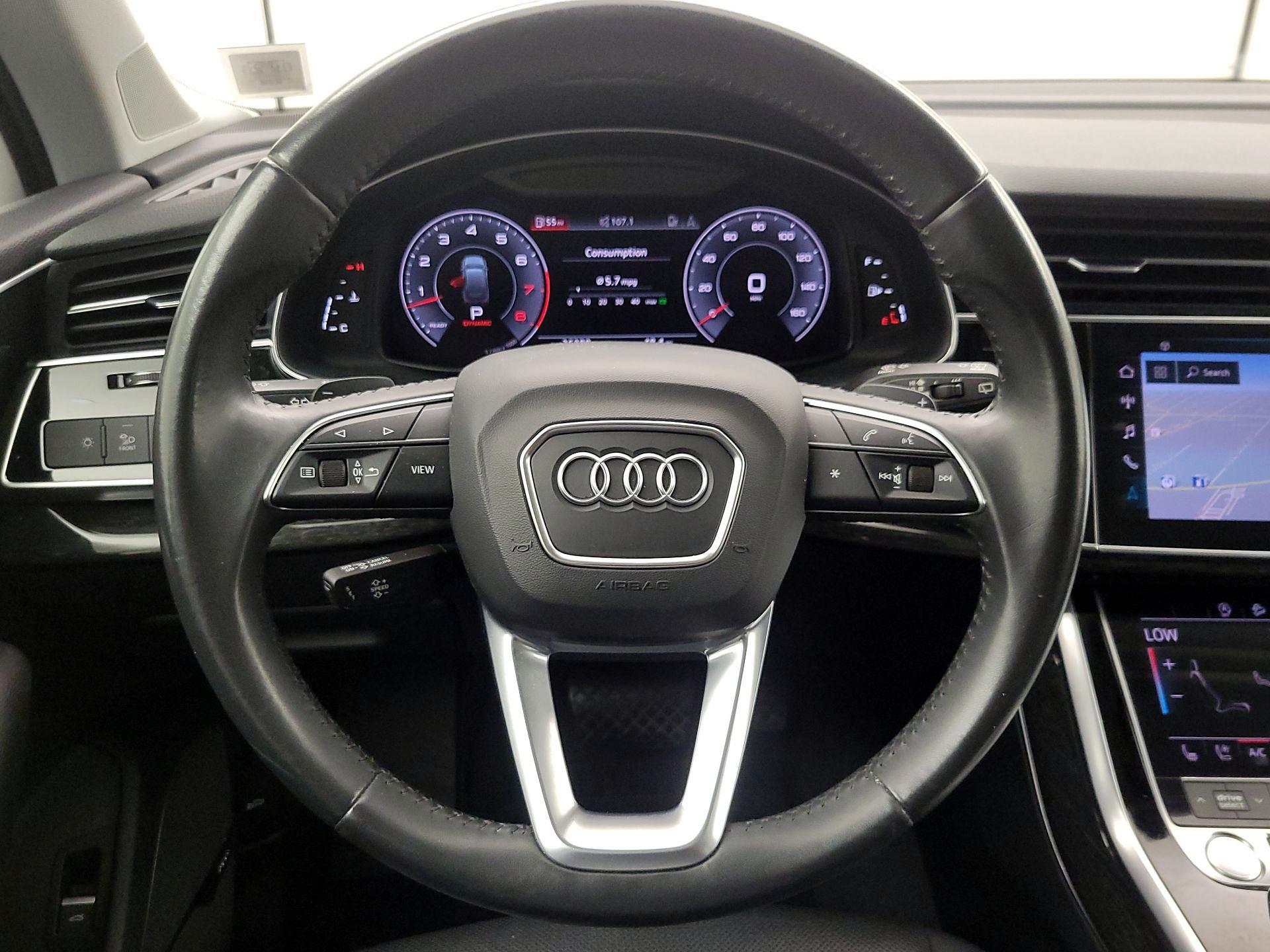 Thumbnail: 2020 Audi Q7 - 10