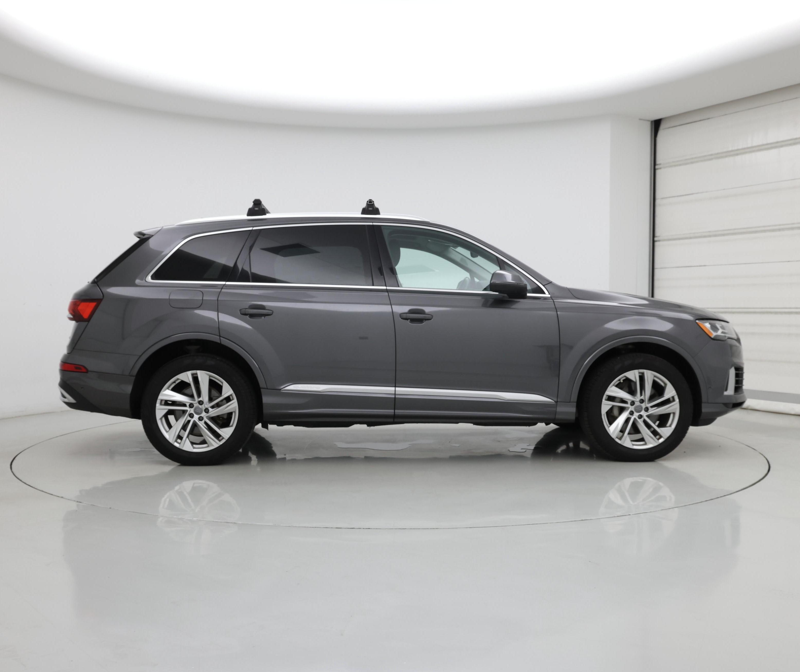 Thumbnail: 2020 Audi Q7 - 7