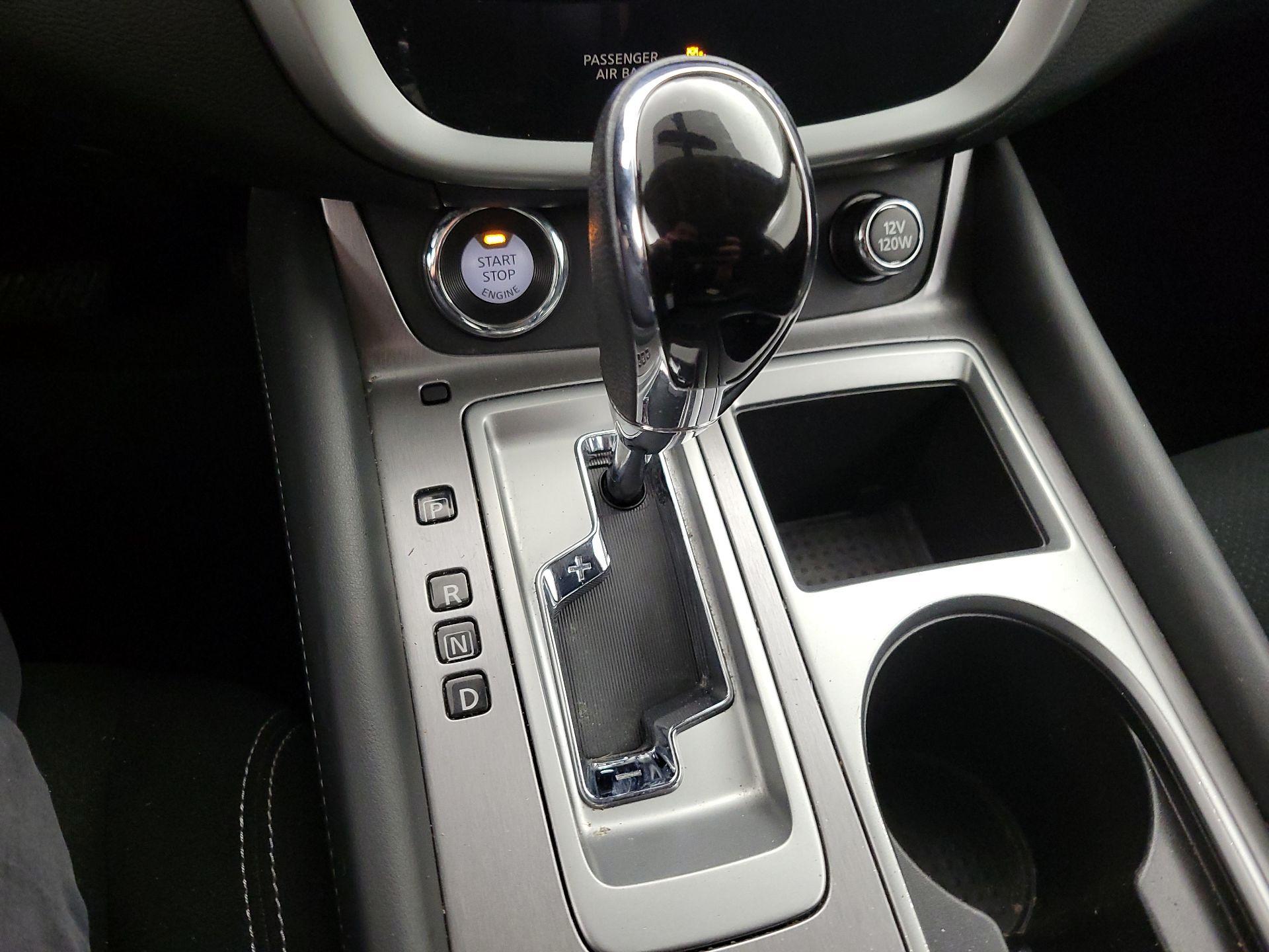 Thumbnail: 2019 Nissan Murano - 17